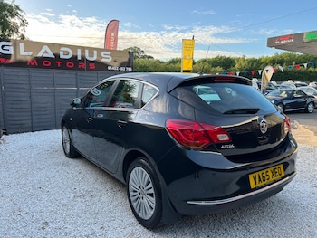Used Vauxhall Astra 2016 for sale - 78751925: Photo