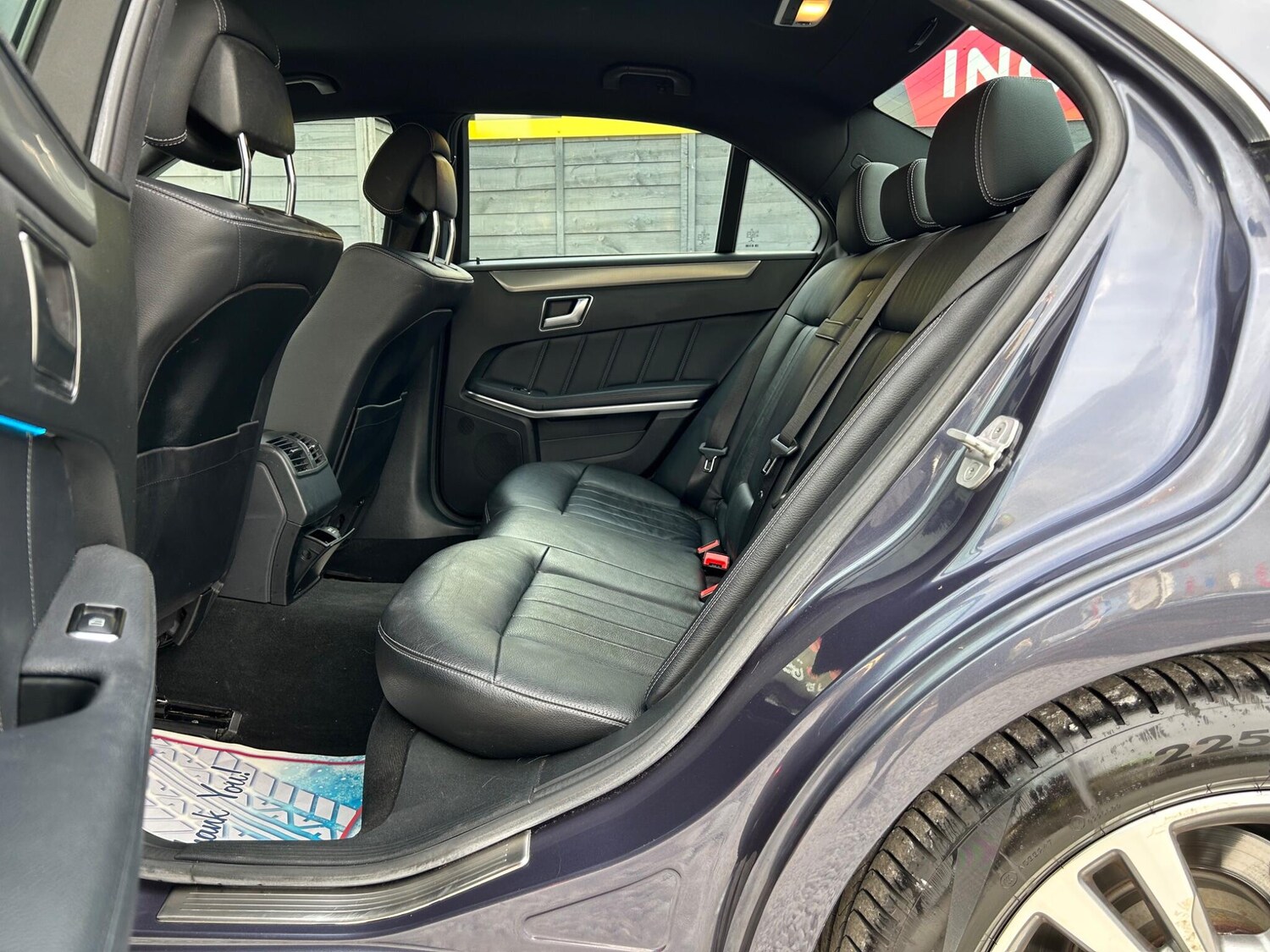 Used Mercedes-Benz E Class 2014 for sale - 77586248: Photo 27