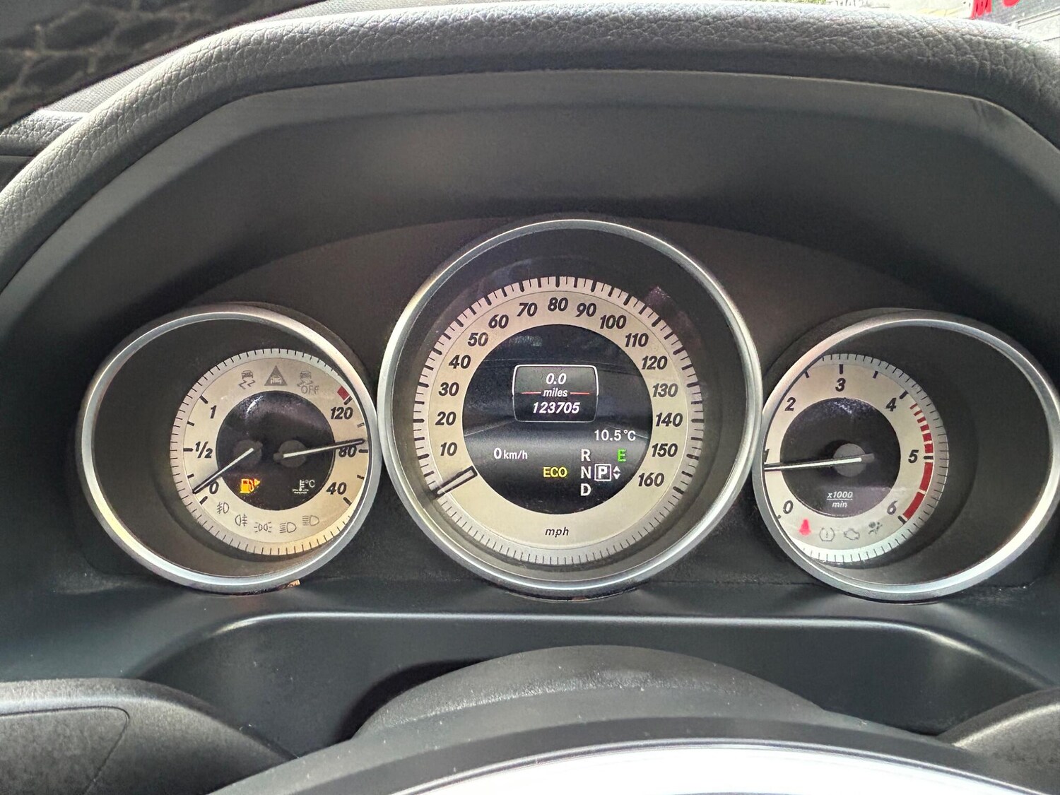 Used Mercedes-Benz E Class 2014 for sale - 77586248: Photo 45