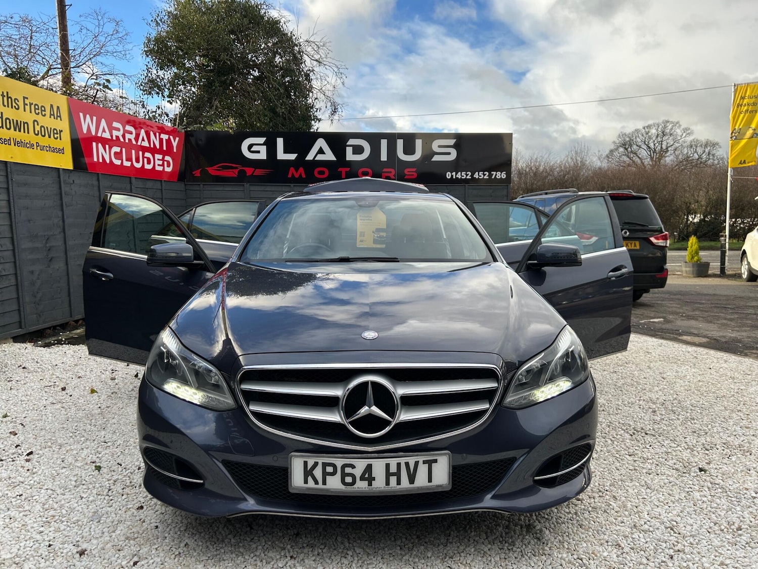 Used Mercedes-Benz E Class 2014 for sale - 77586248: Photo 5