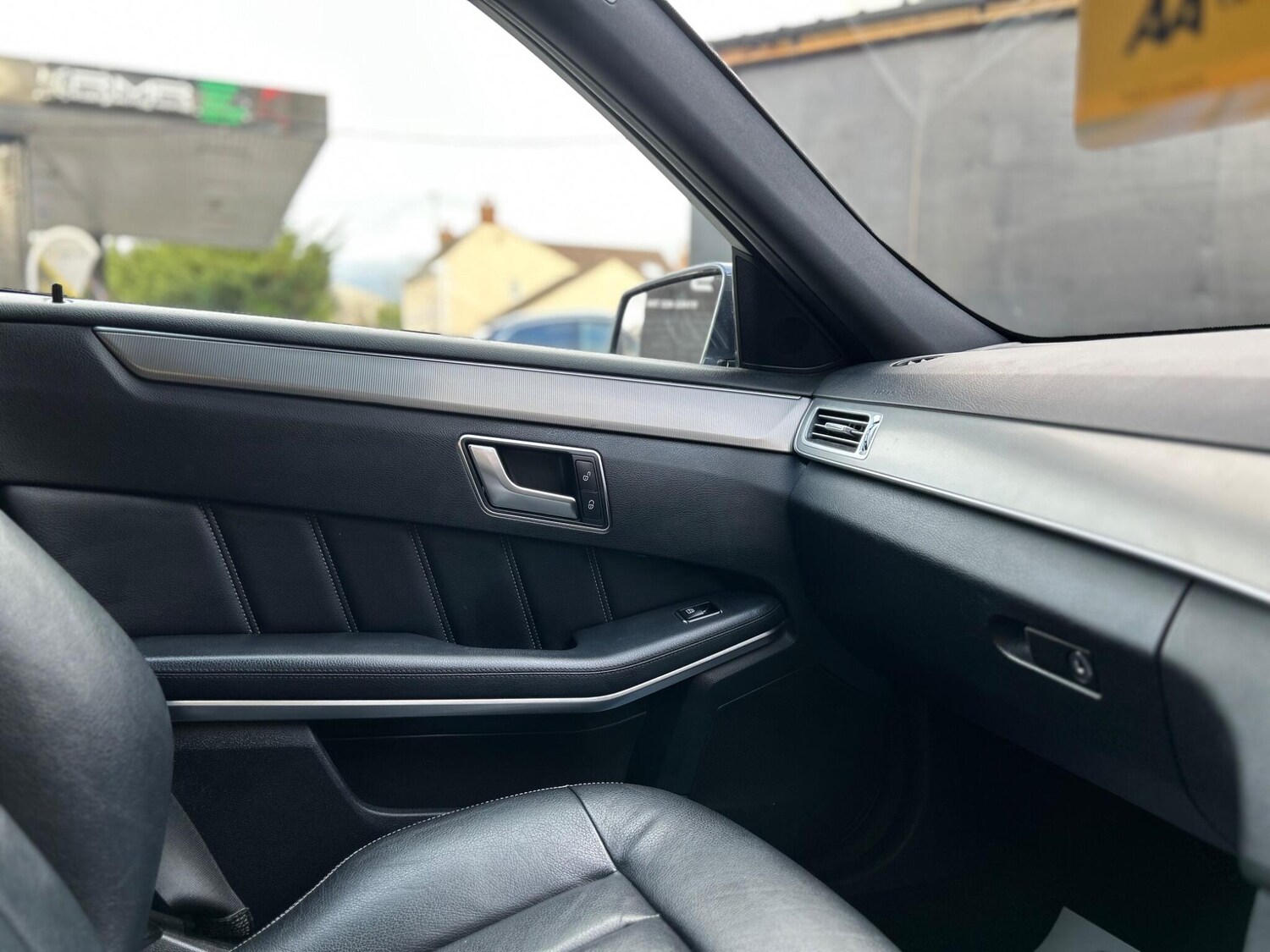 Used Mercedes-Benz E Class 2014 for sale - 77586248: Photo 57