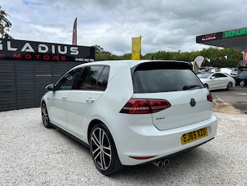 Used Volkswagen Golf 2016 for sale - 78561158: Photo
