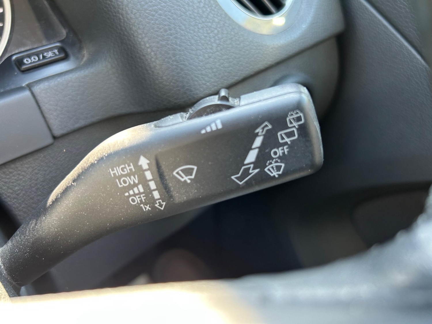 Used Volkswagen Tiguan 2015 for sale - 77958031: Photo 28