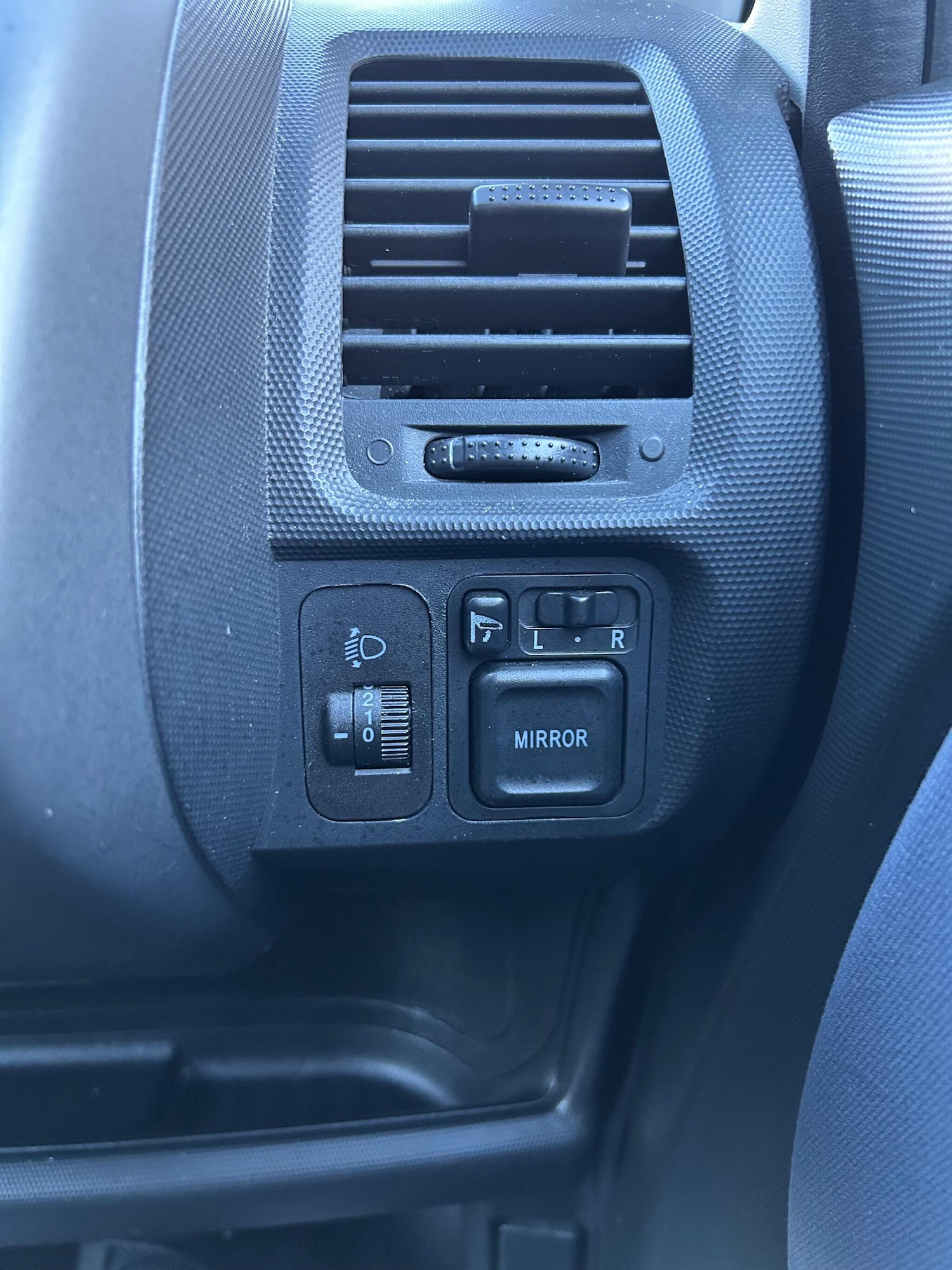 Used Honda Jazz 2005 for sale - 77109870: Photo 39