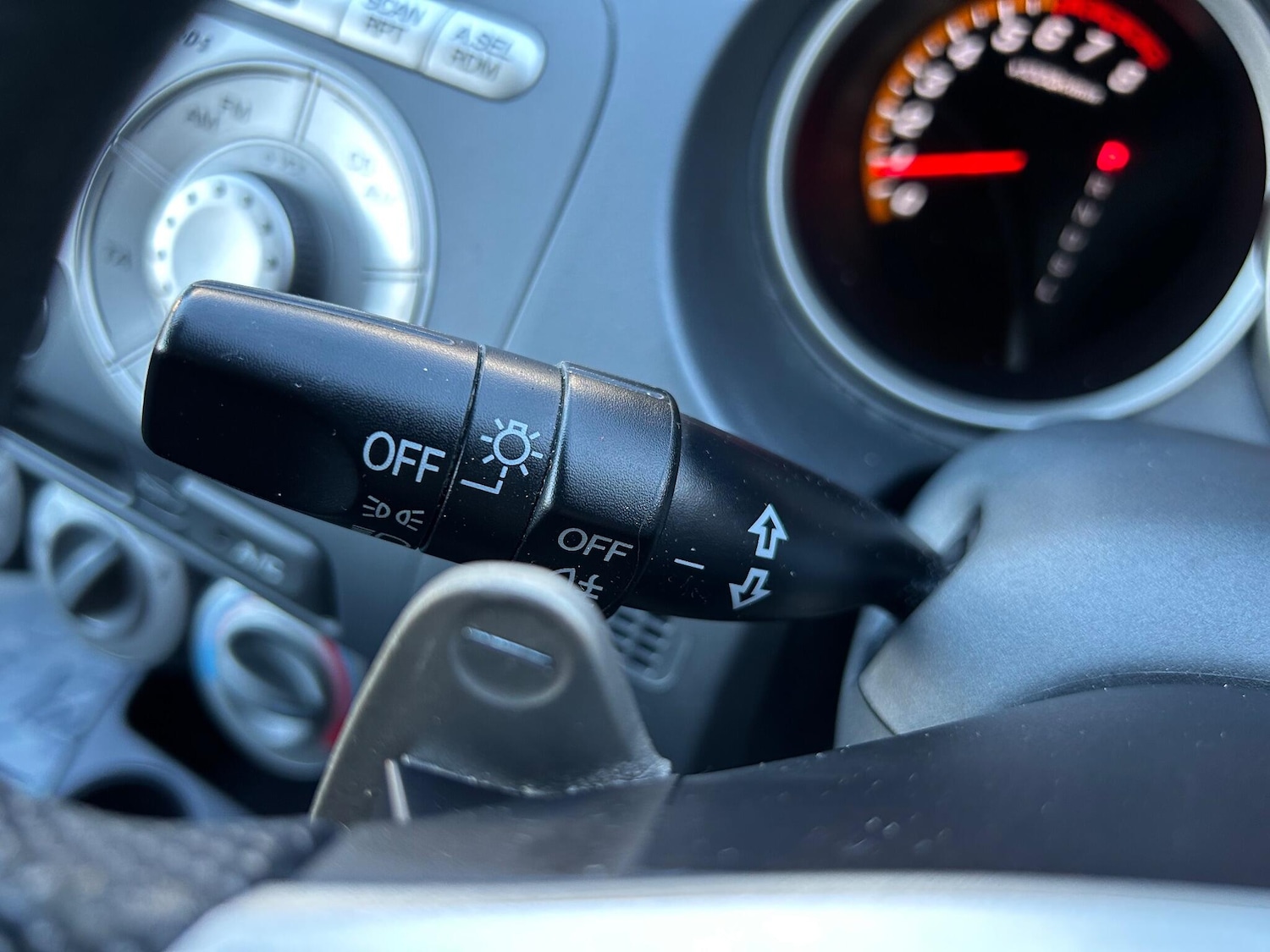 Used Honda Jazz 2005 for sale - 77109870: Photo 42