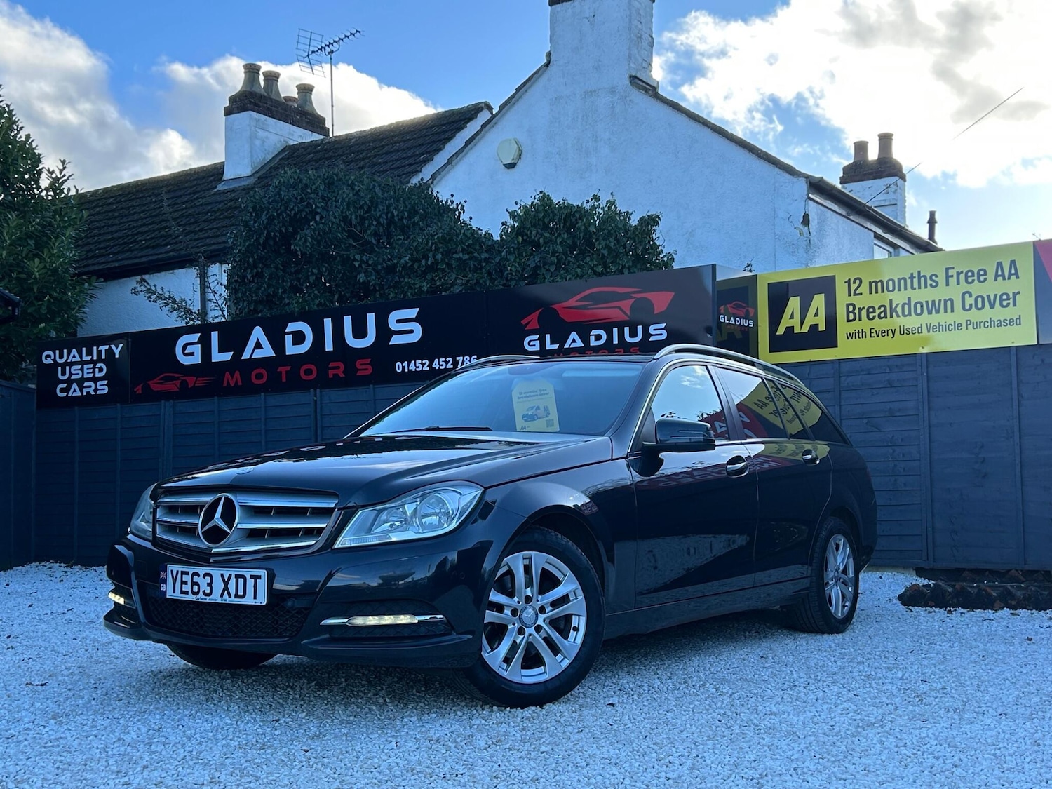 Used Mercedes-Benz C Class for sale - 77575429: Photo 3