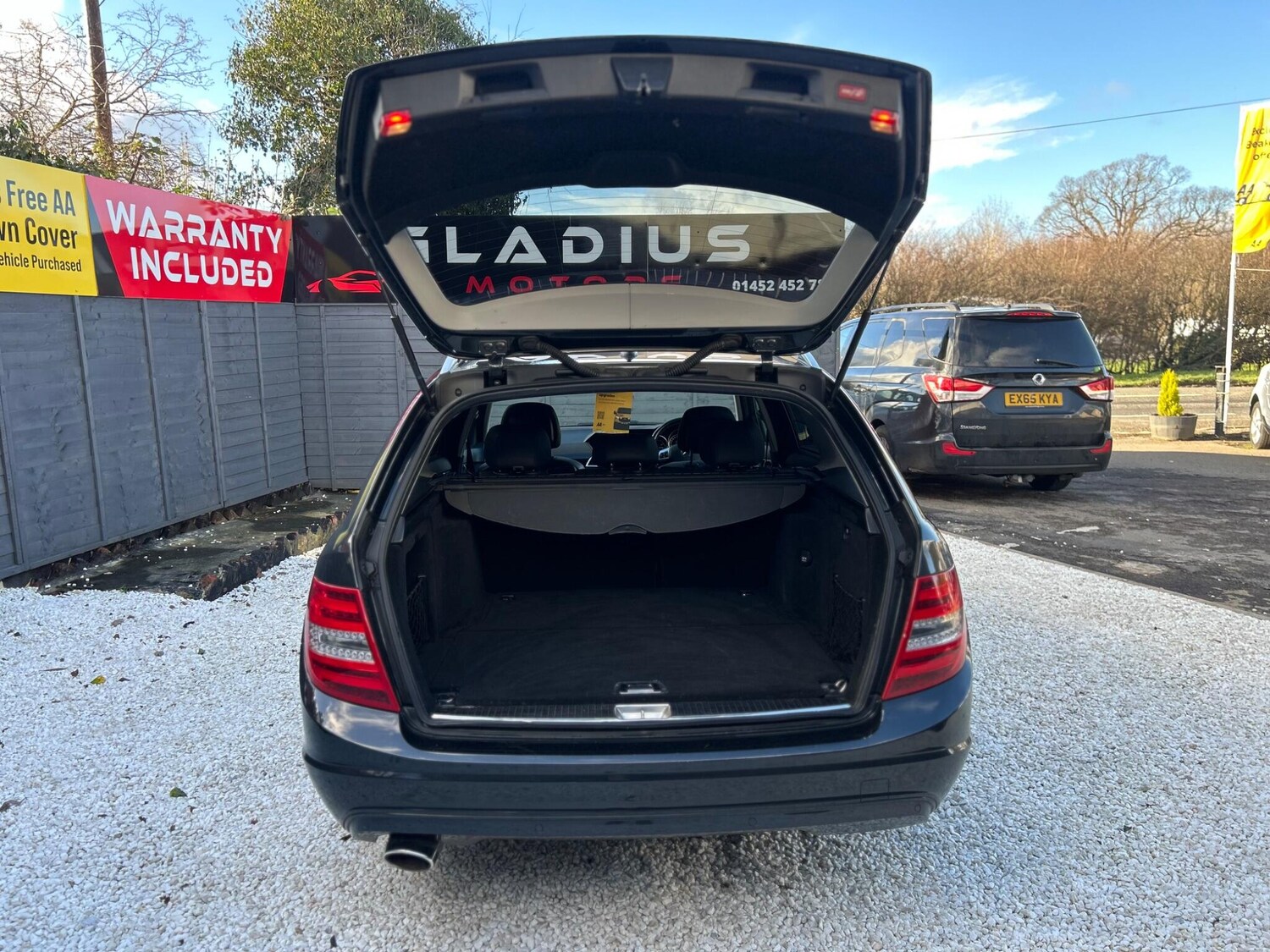 Used Mercedes-Benz C Class for sale - 77575429: Photo 44