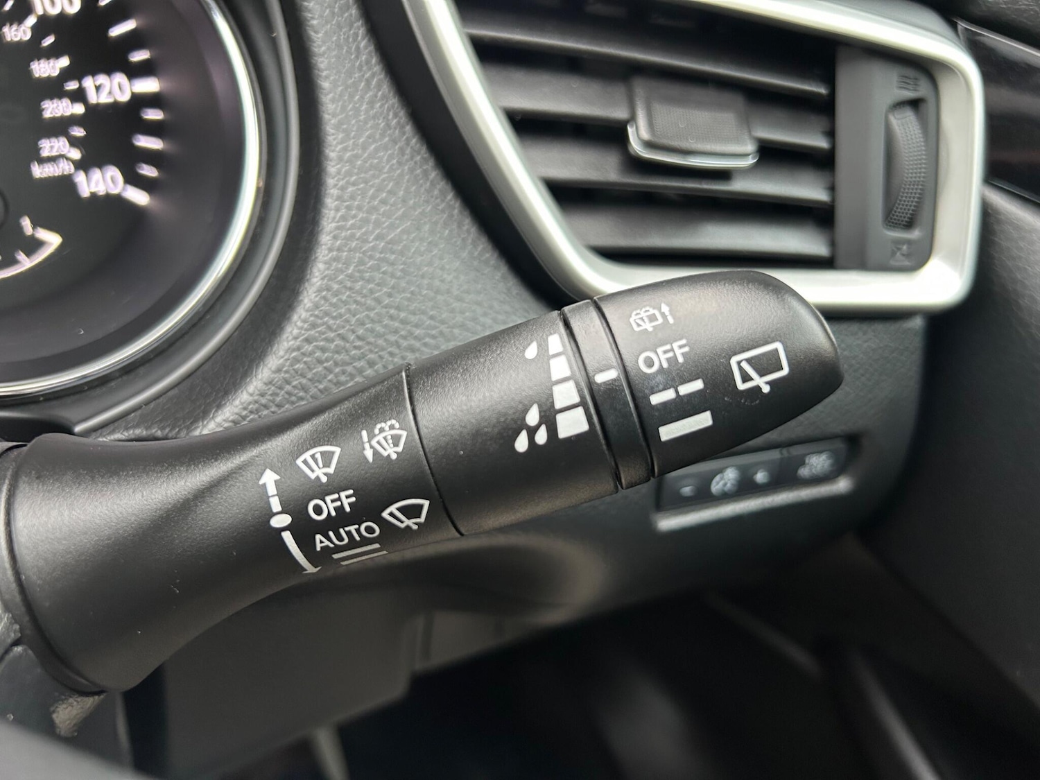 Used Nissan Qashqai 2015 for sale - 78101374: Photo 28