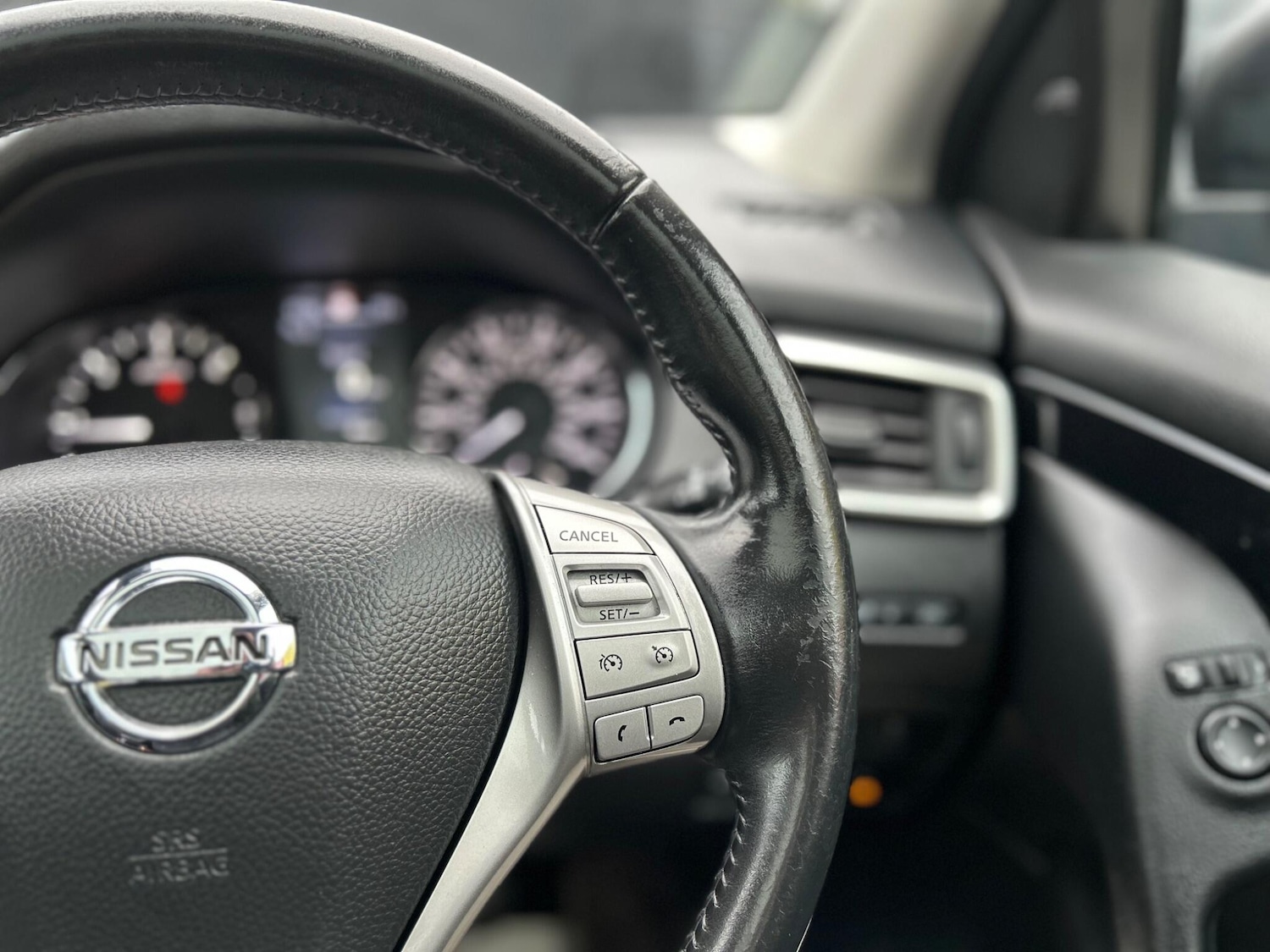 Used Nissan Qashqai 2015 for sale - 78101374: Photo 50