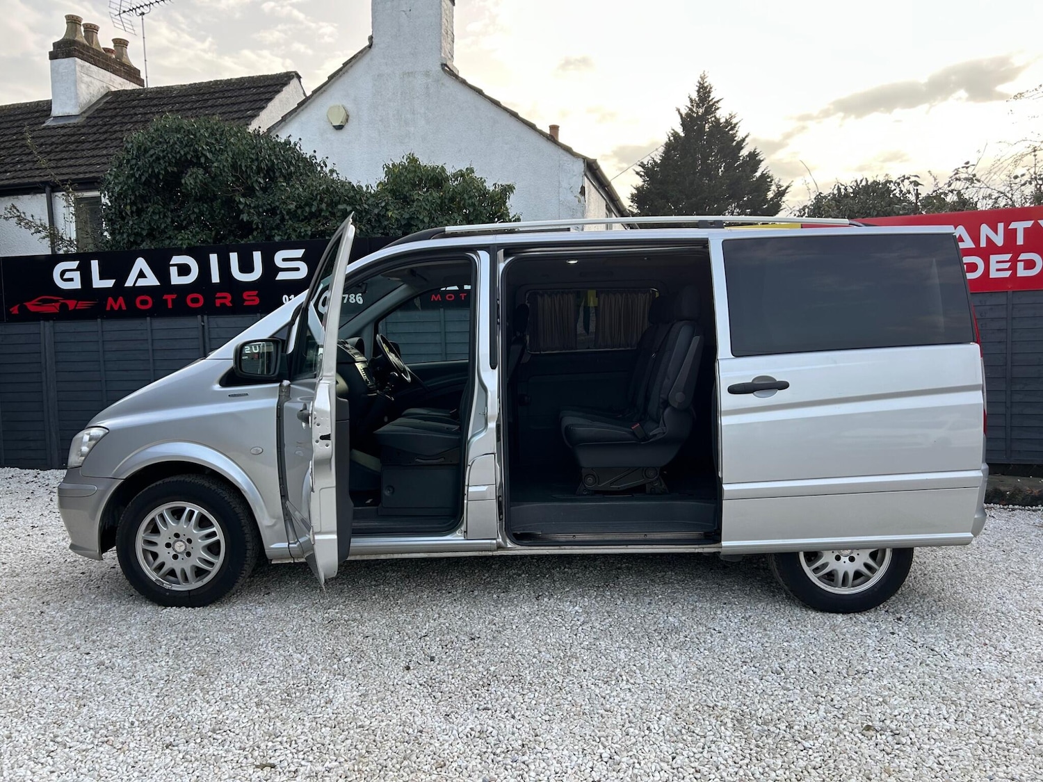 Used Mercedes-Benz Vito for sale - 77784520: Photo 4