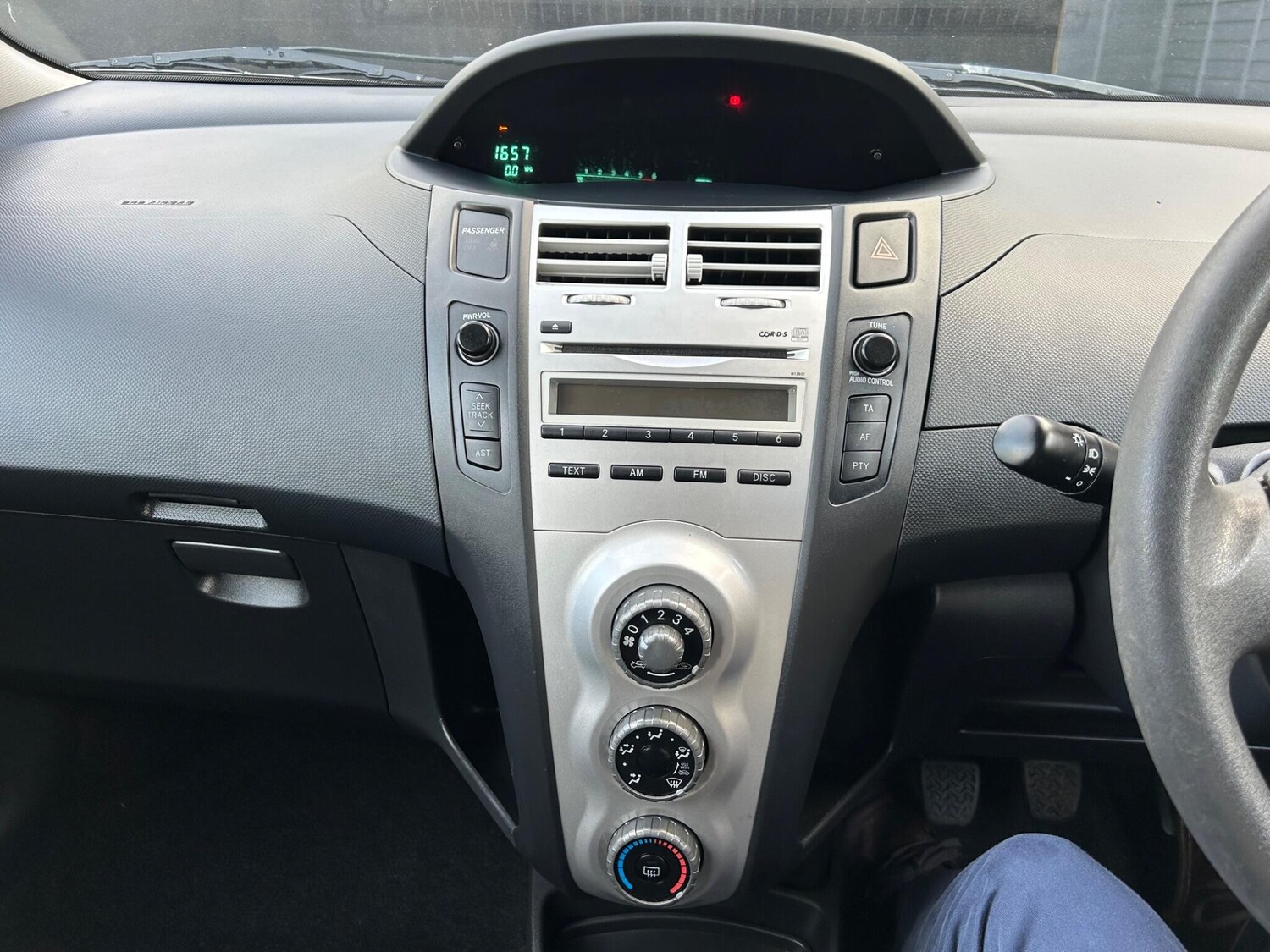 Used Toyota Yaris for sale - 77575411: Photo 11