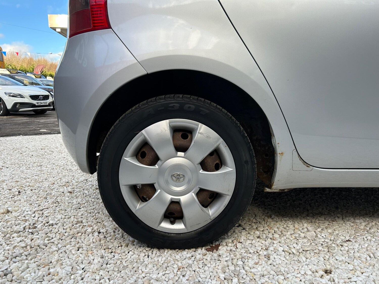 Used Toyota Yaris for sale - 77575411: Photo 24