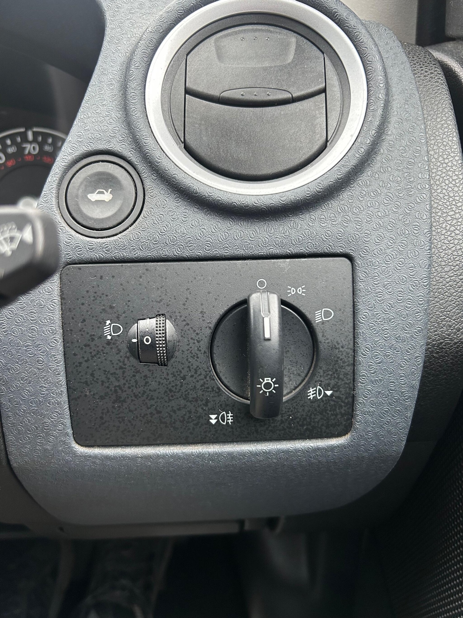 Used Ford Fusion 2009 for sale - 77029763: Photo 32