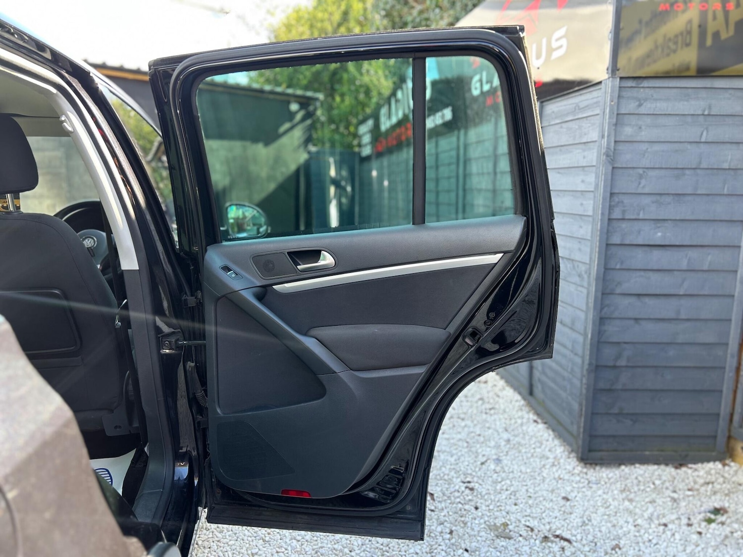 Used Volkswagen Tiguan 2015 for sale - 77892978: Photo 30