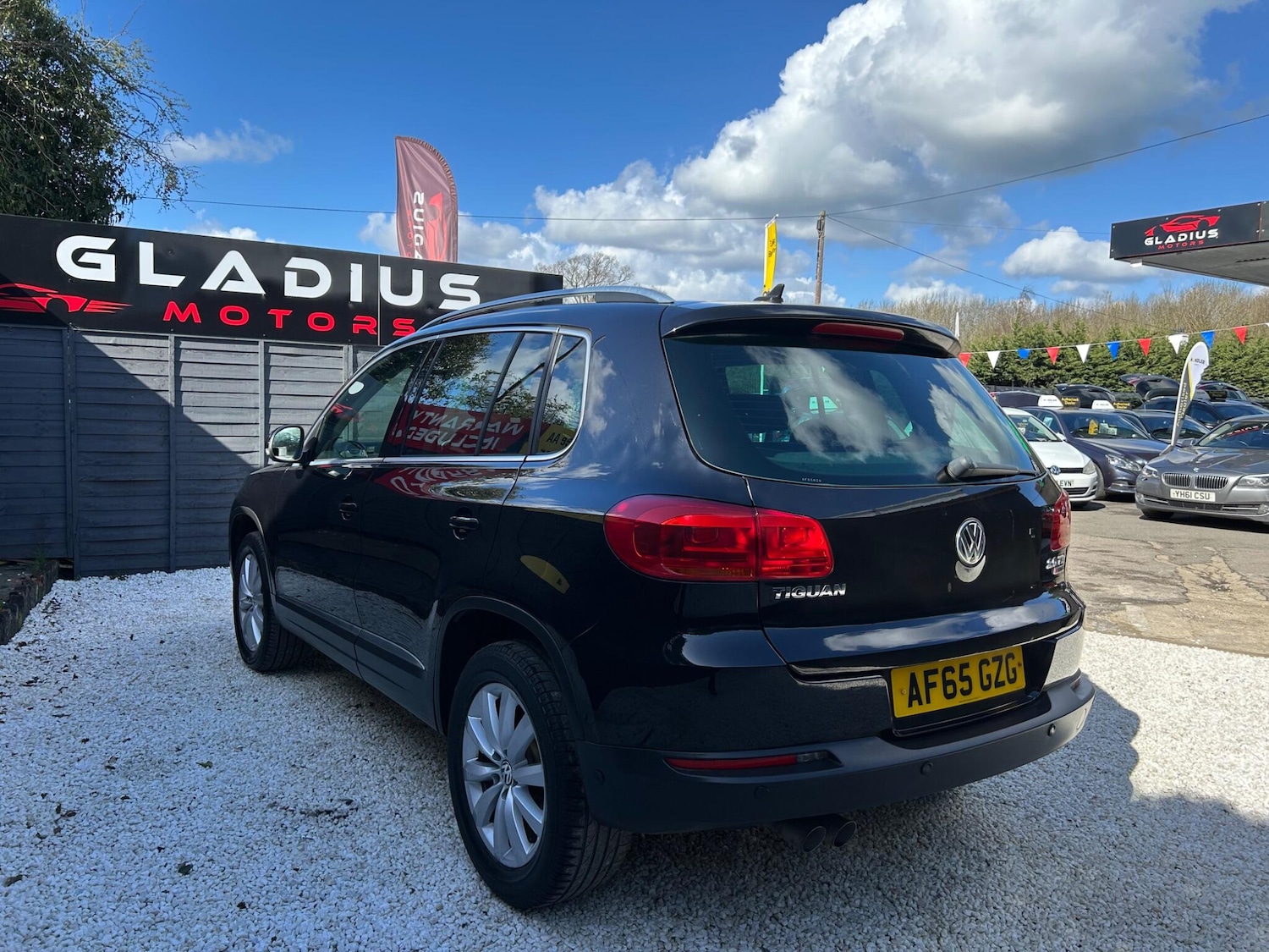 Used Volkswagen Tiguan 2015 for sale - 77892978: Photo 4