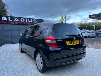 Used Honda Jazz 2013 for sale - 77345205: Photo