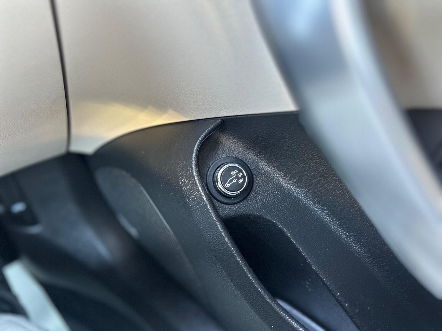 Used Vauxhall Insignia for sale - 77670968: Photo 32