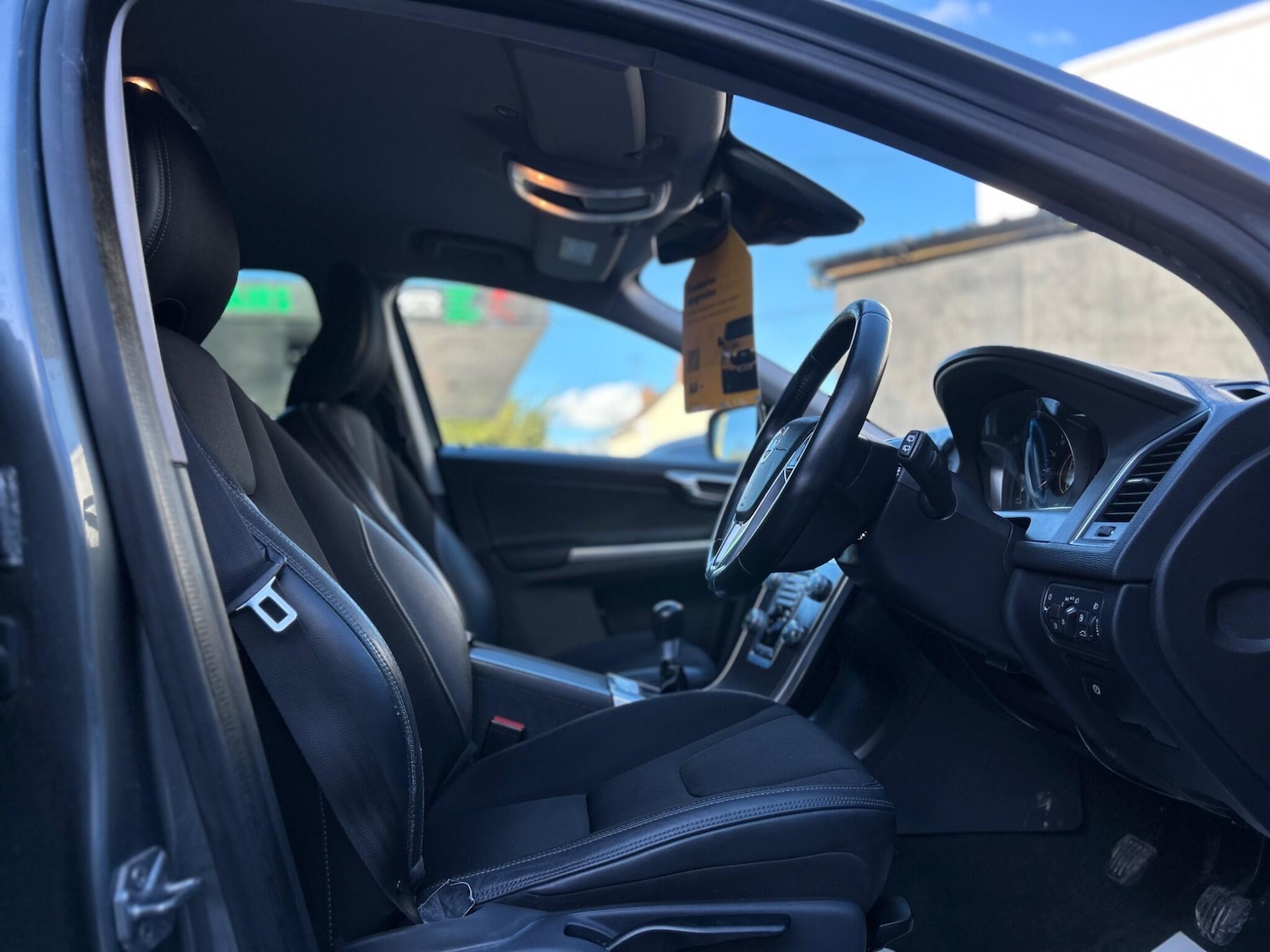 Used Volvo XC60 2016 for sale - 78086965: Photo 18