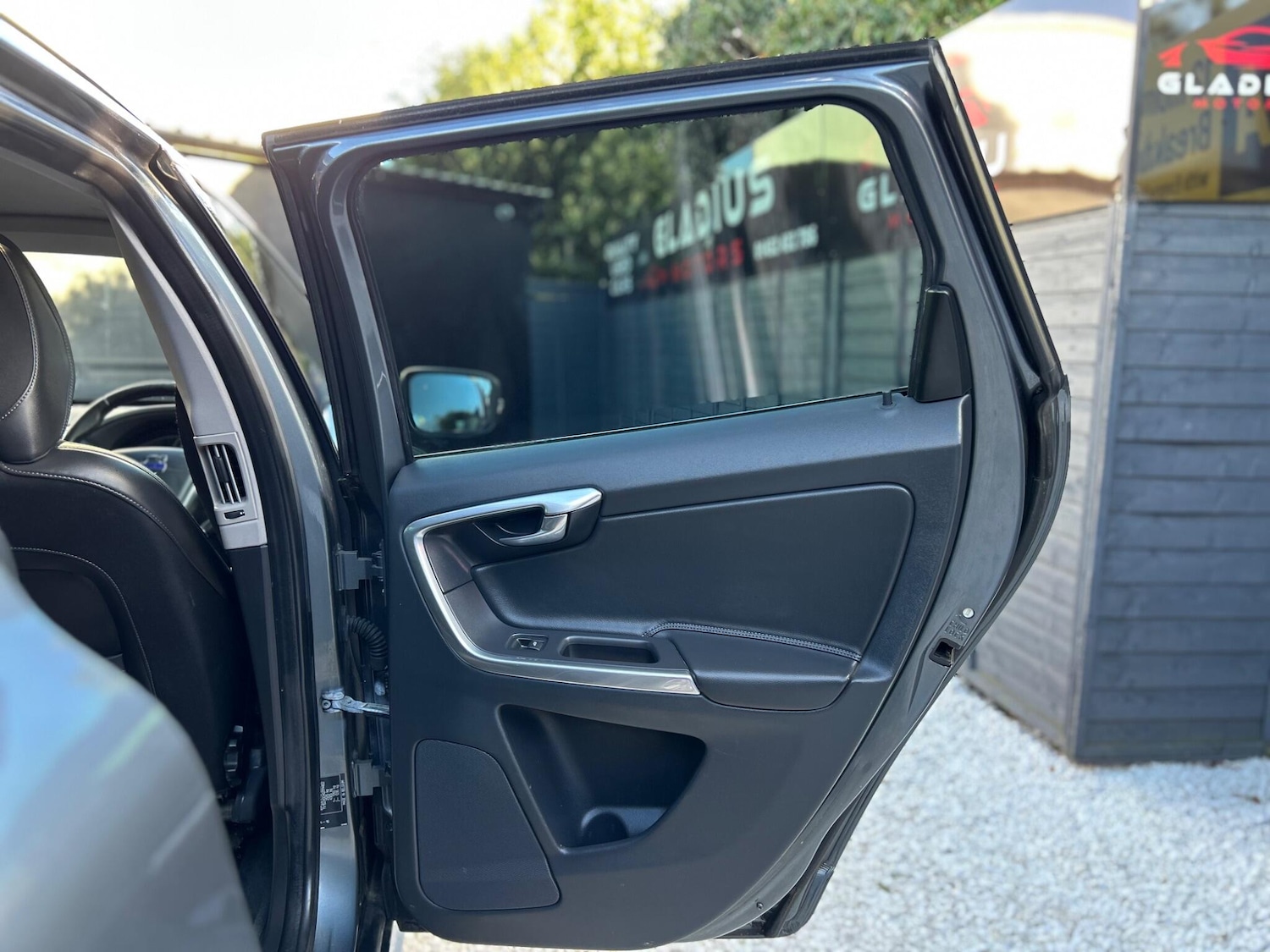 Used Volvo XC60 2016 for sale - 78086965: Photo 35