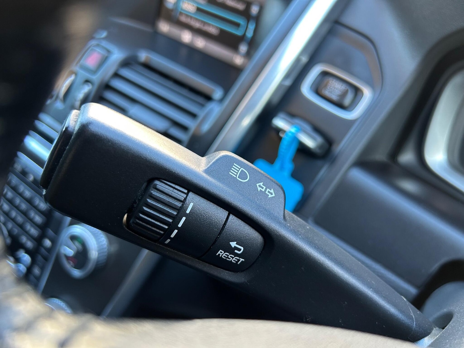 Used Volvo XC60 2016 for sale - 78086965: Photo 56