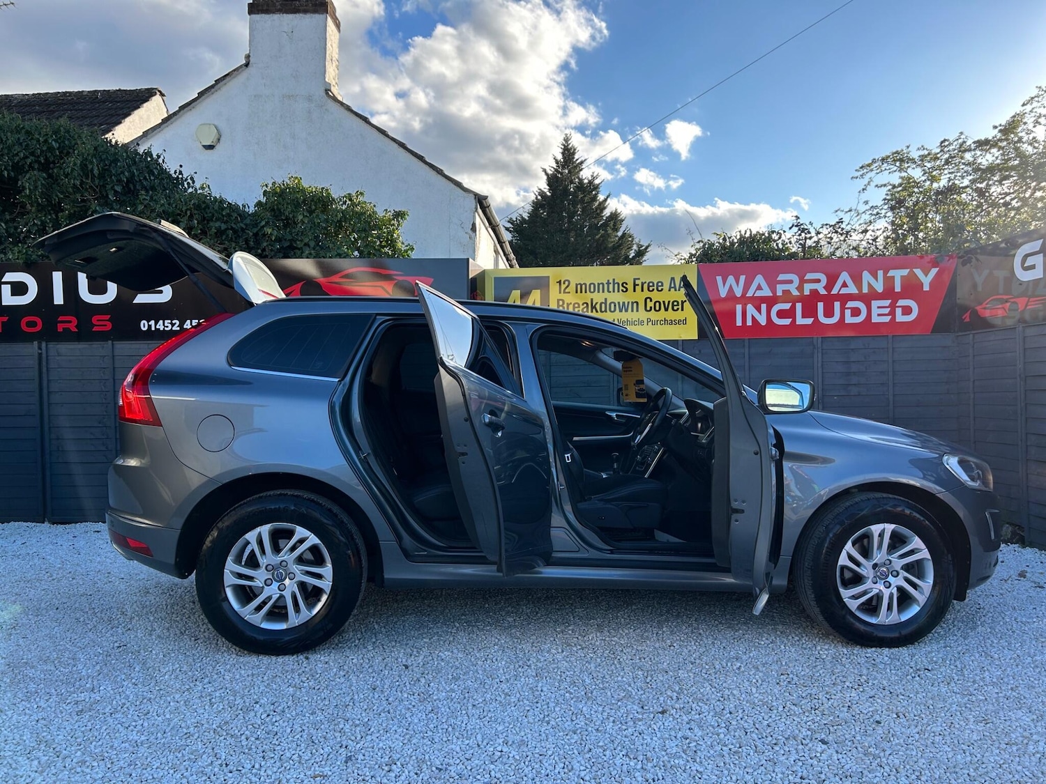 Used Volvo XC60 2016 for sale - 78086965: Photo 9