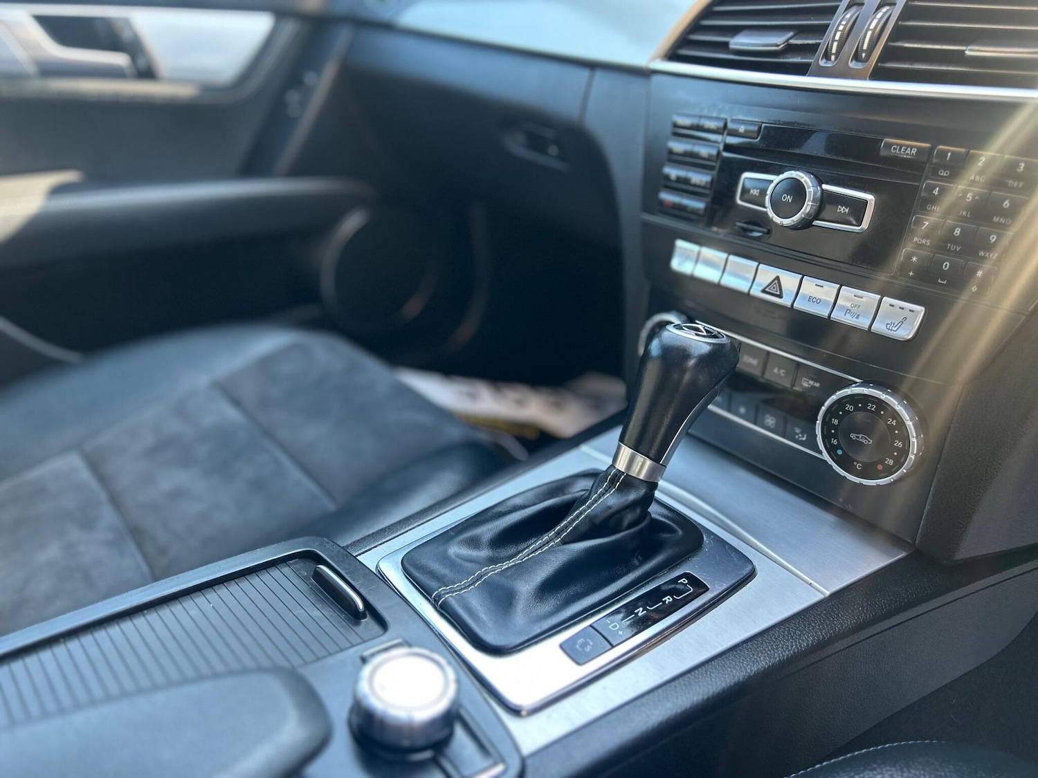 Used Mercedes-Benz C Class 2014 for sale - 77977824: Photo 11