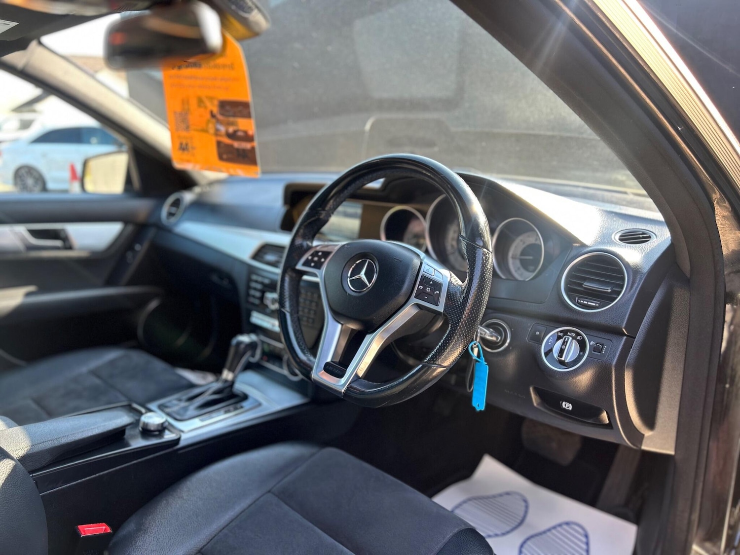 Used Mercedes-Benz C Class 2014 for sale - 77977824: Photo 12