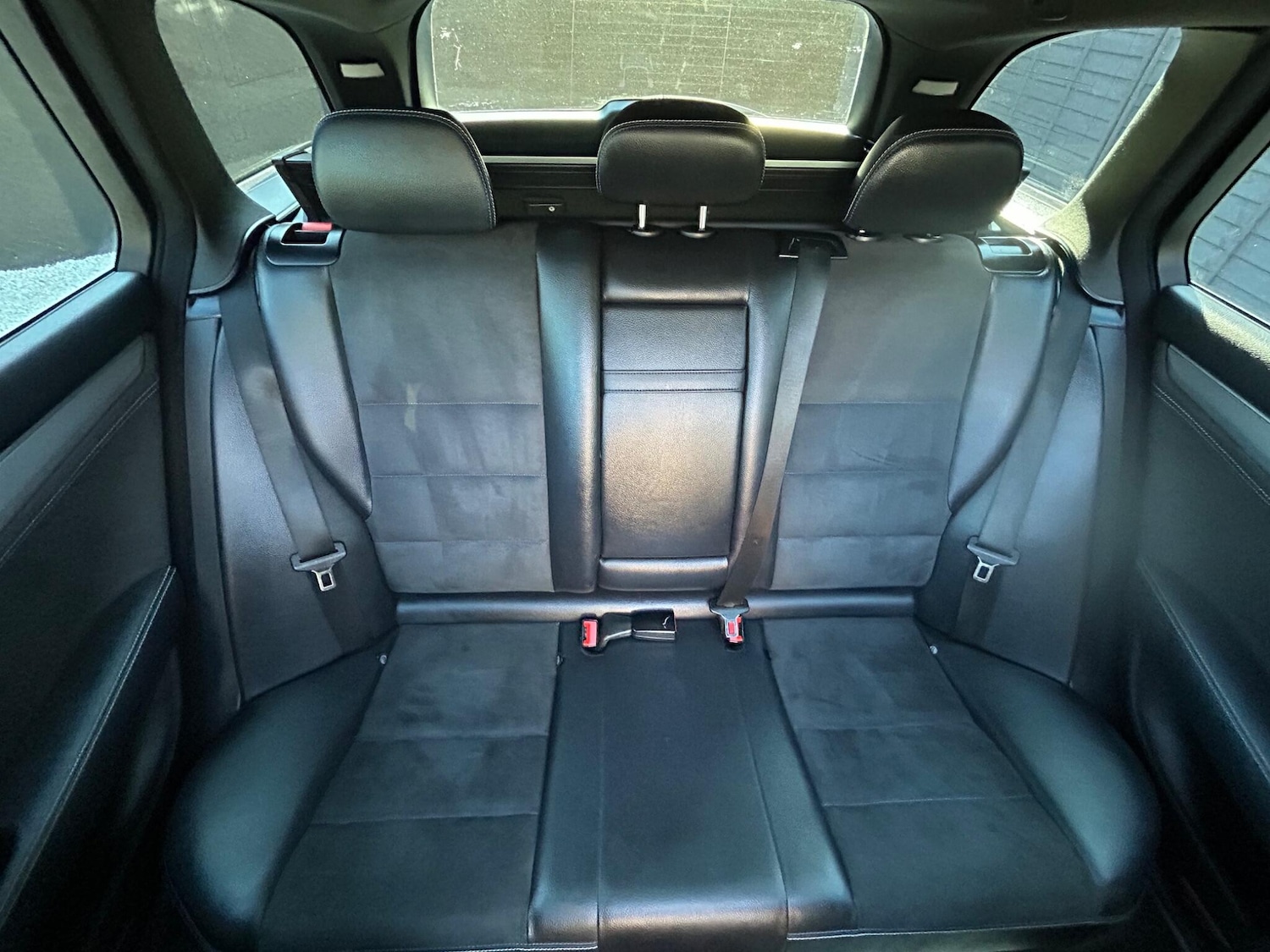 Used Mercedes-Benz C Class 2014 for sale - 77977824: Photo 21