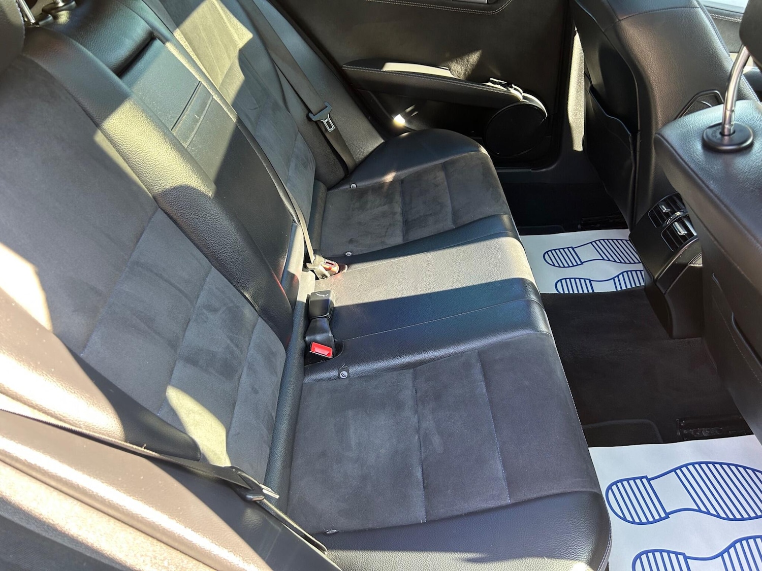 Used Mercedes-Benz C Class 2014 for sale - 77977824: Photo 24