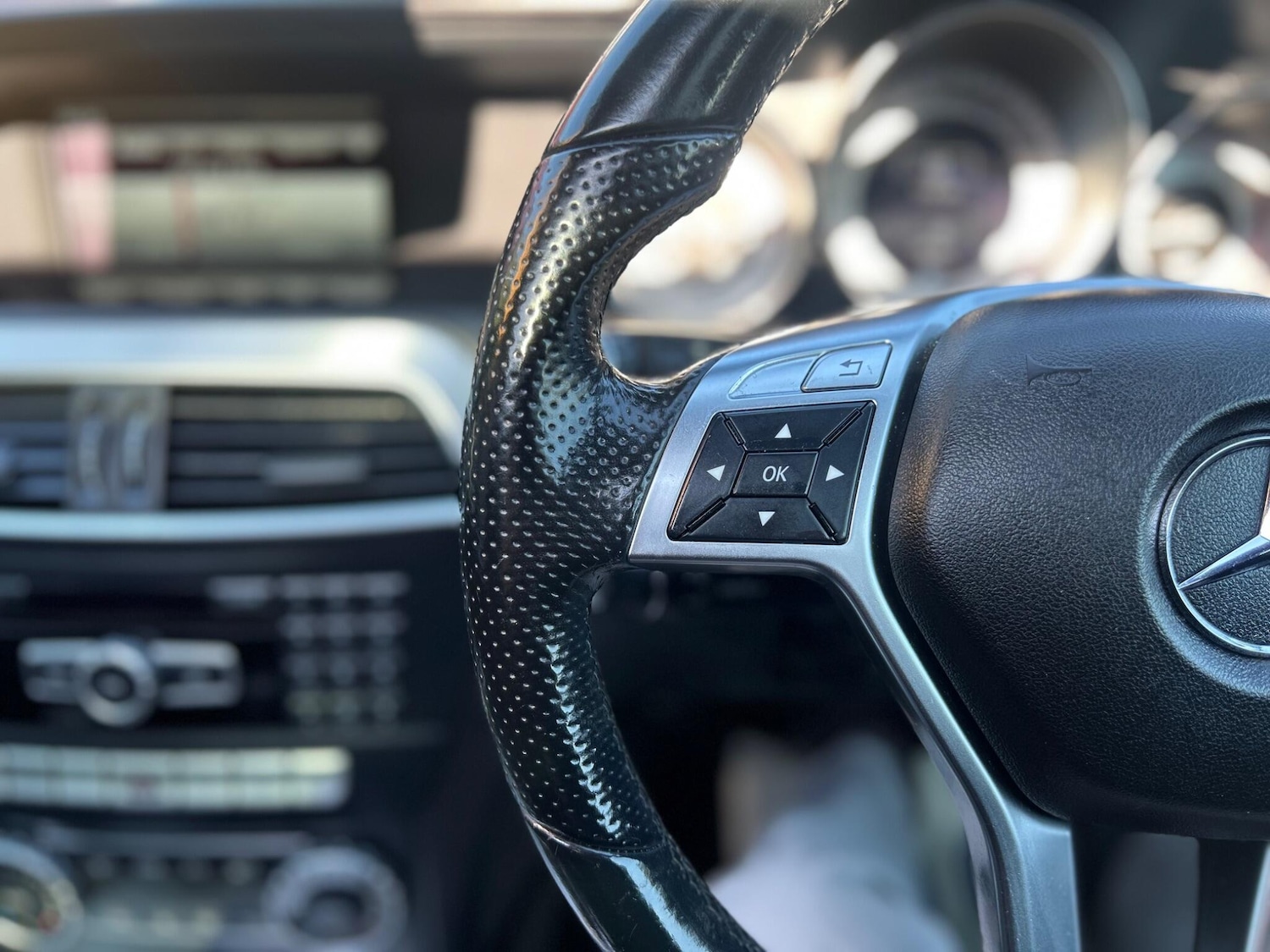 Used Mercedes-Benz C Class 2014 for sale - 77977824: Photo 29