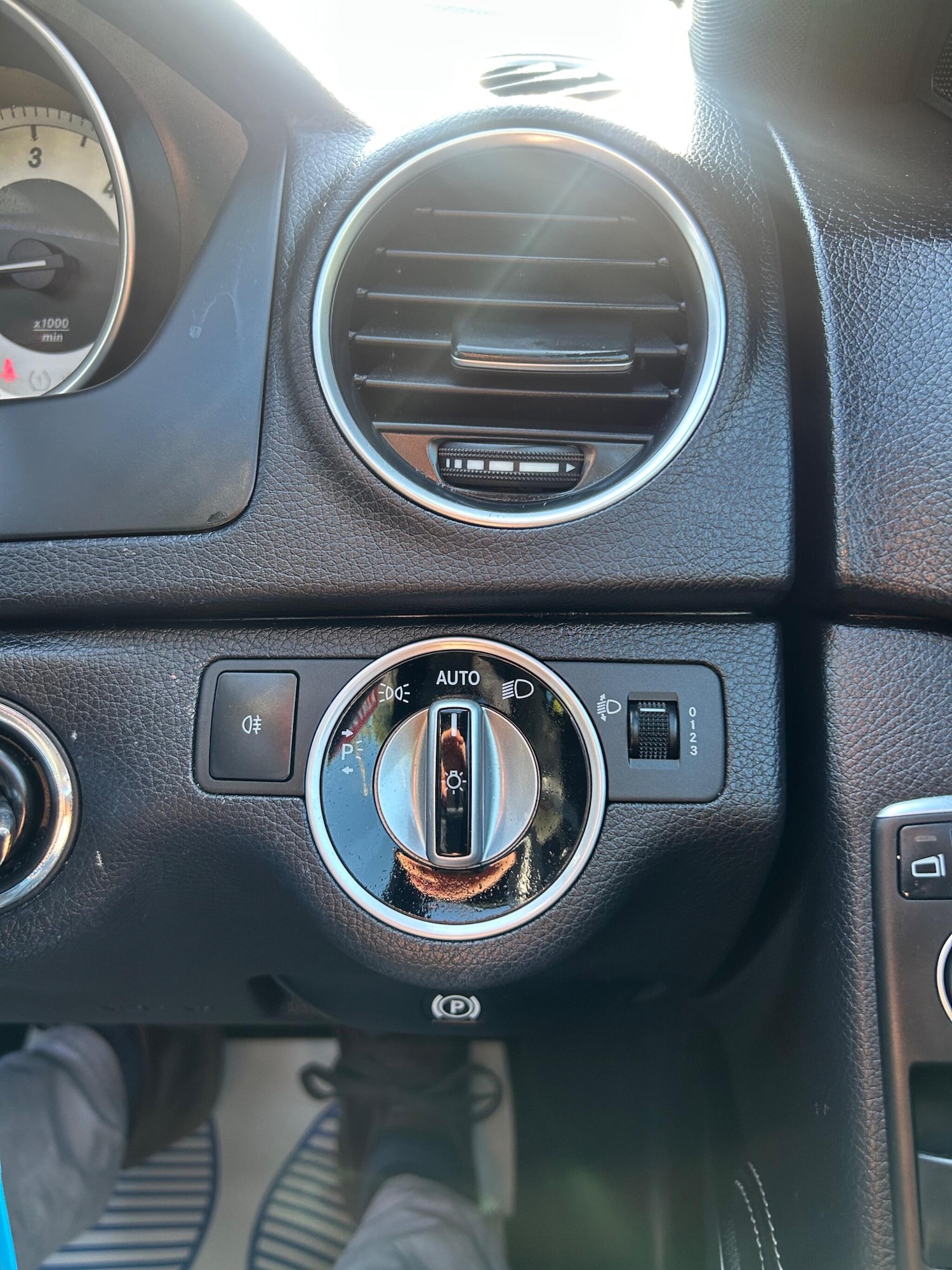 Used Mercedes-Benz C Class 2014 for sale - 77977824: Photo 32