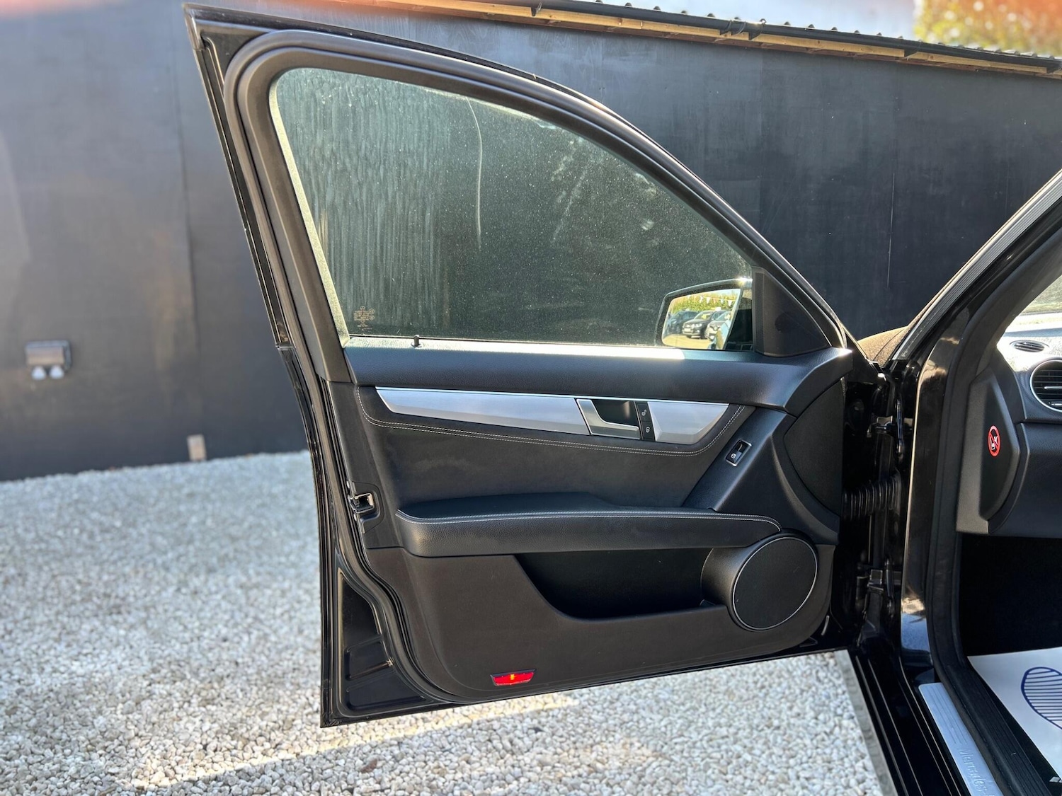 Used Mercedes-Benz C Class 2014 for sale - 77977824: Photo 35