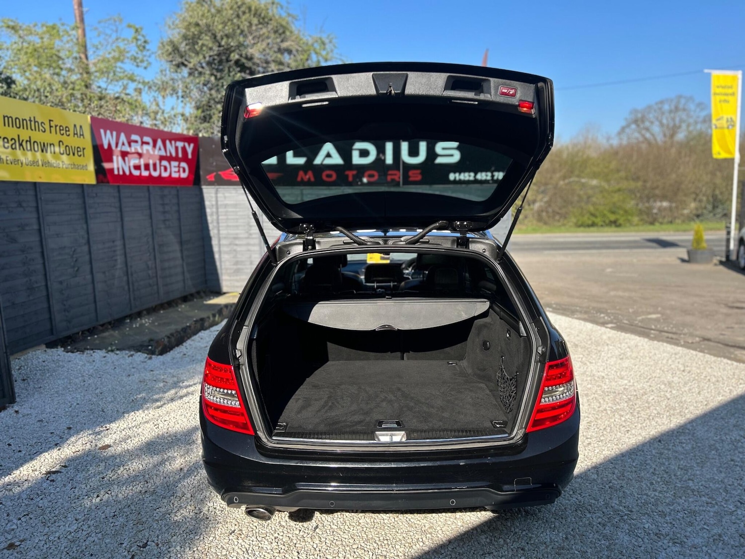 Used Mercedes-Benz C Class 2014 for sale - 77977824: Photo 45