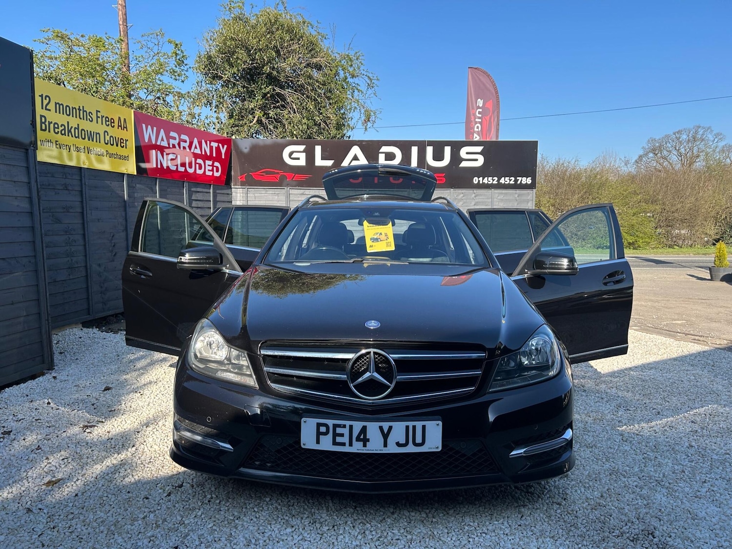 Used Mercedes-Benz C Class 2014 for sale - 77977824: Photo 5