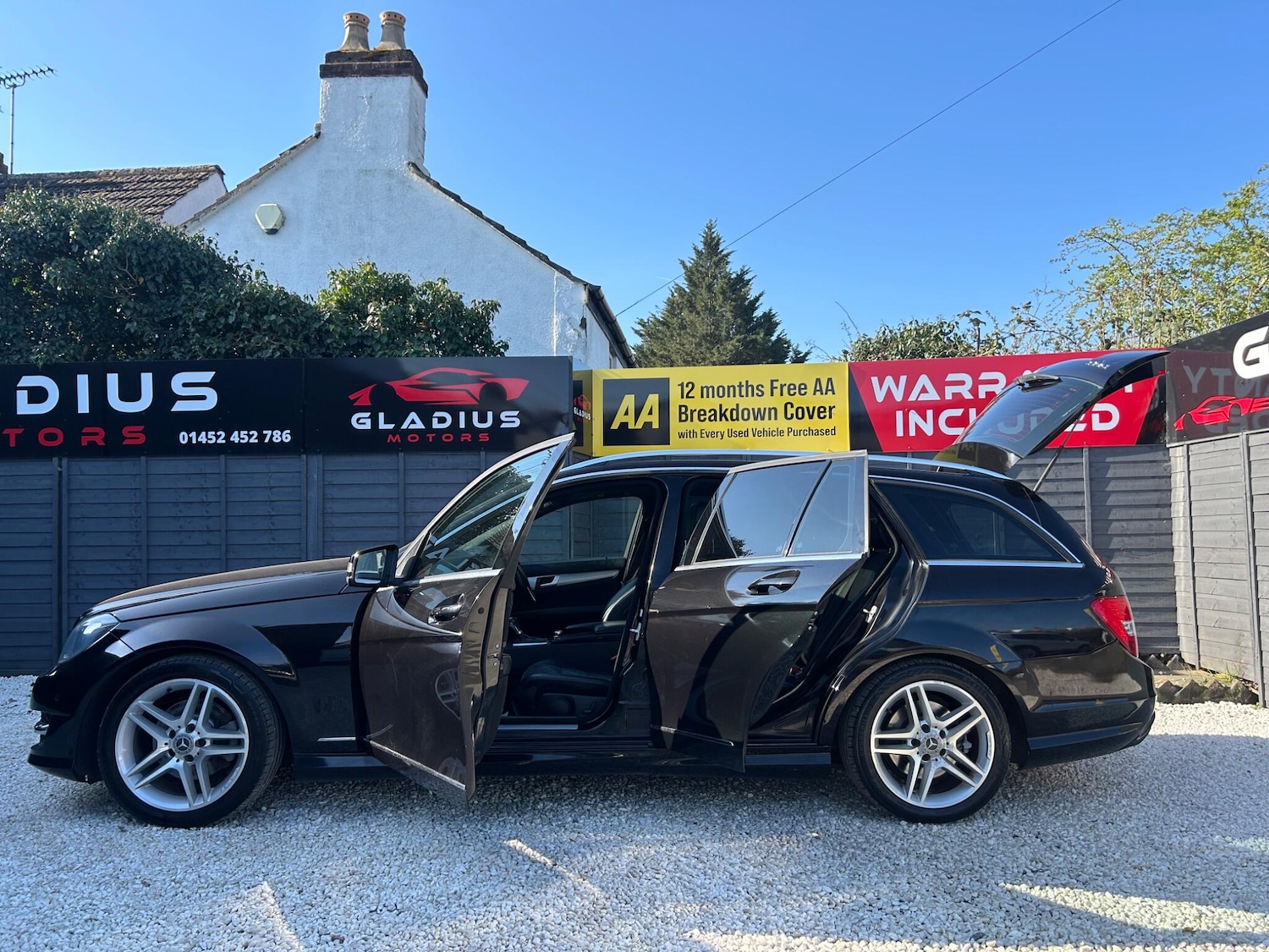 Used Mercedes-Benz C Class 2014 for sale - 77977824: Photo 6