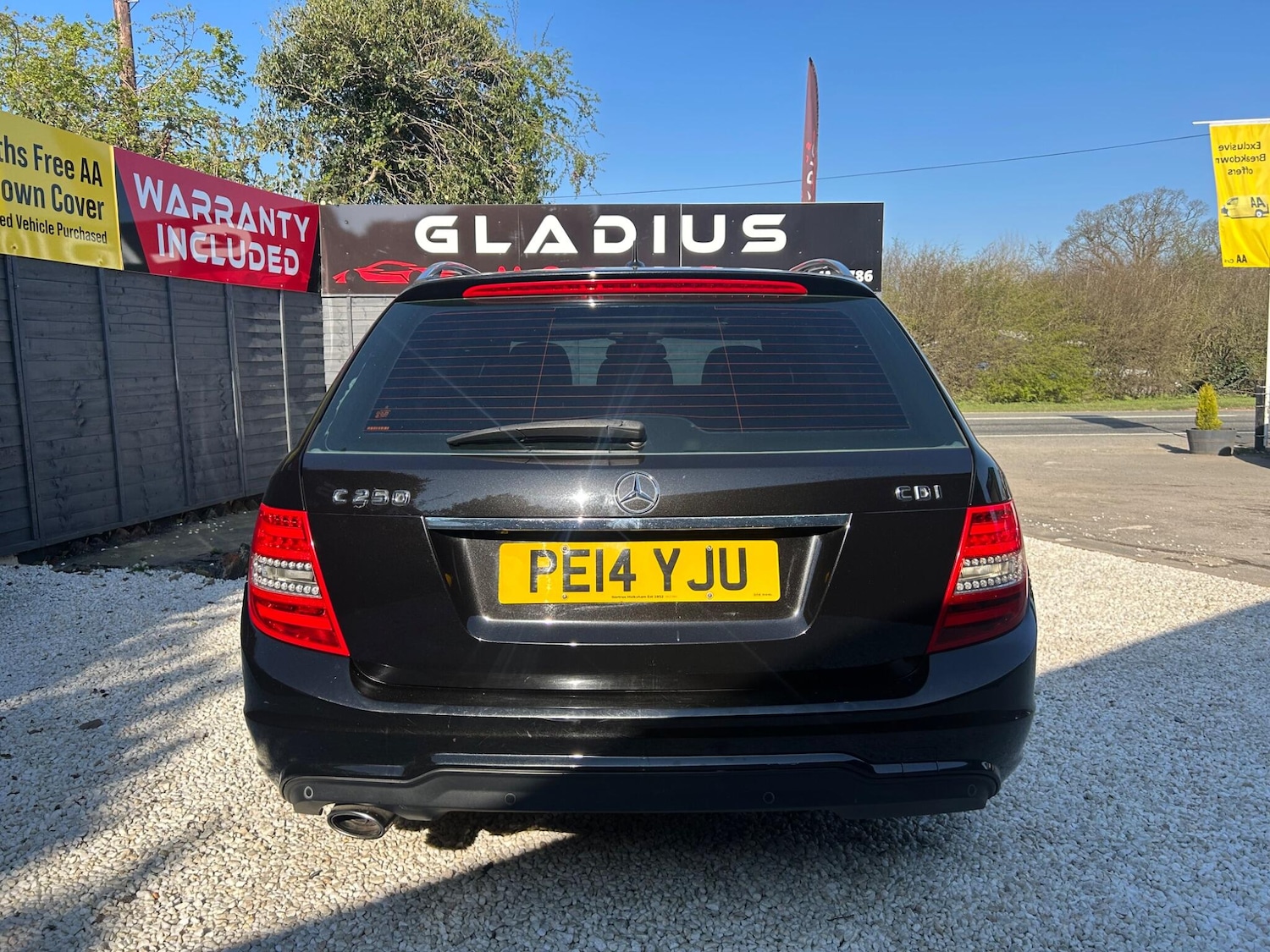 Used Mercedes-Benz C Class 2014 for sale - 77977824: Photo 7