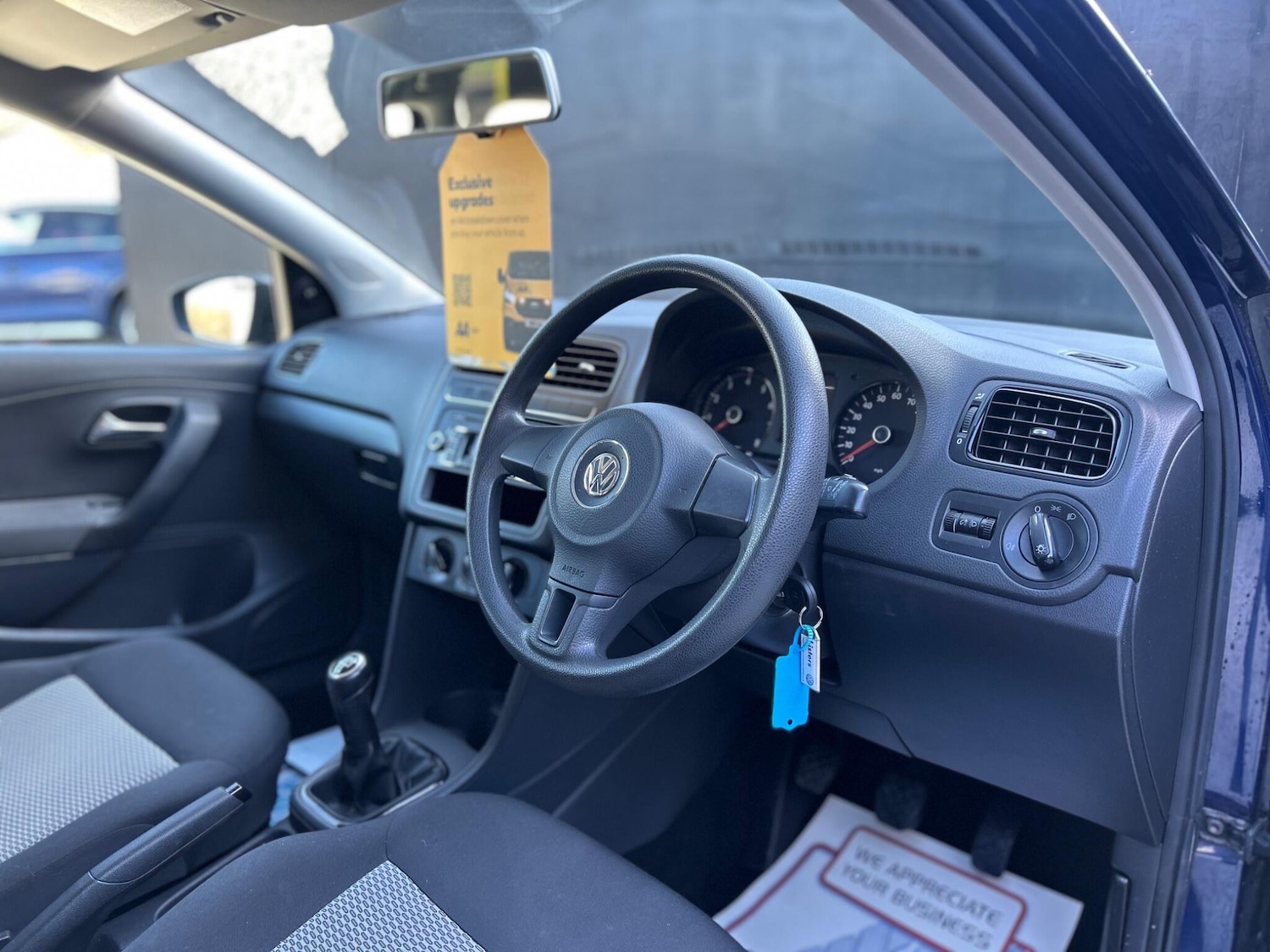 Used Volkswagen Polo 2010 for sale - 77559945: Photo 14