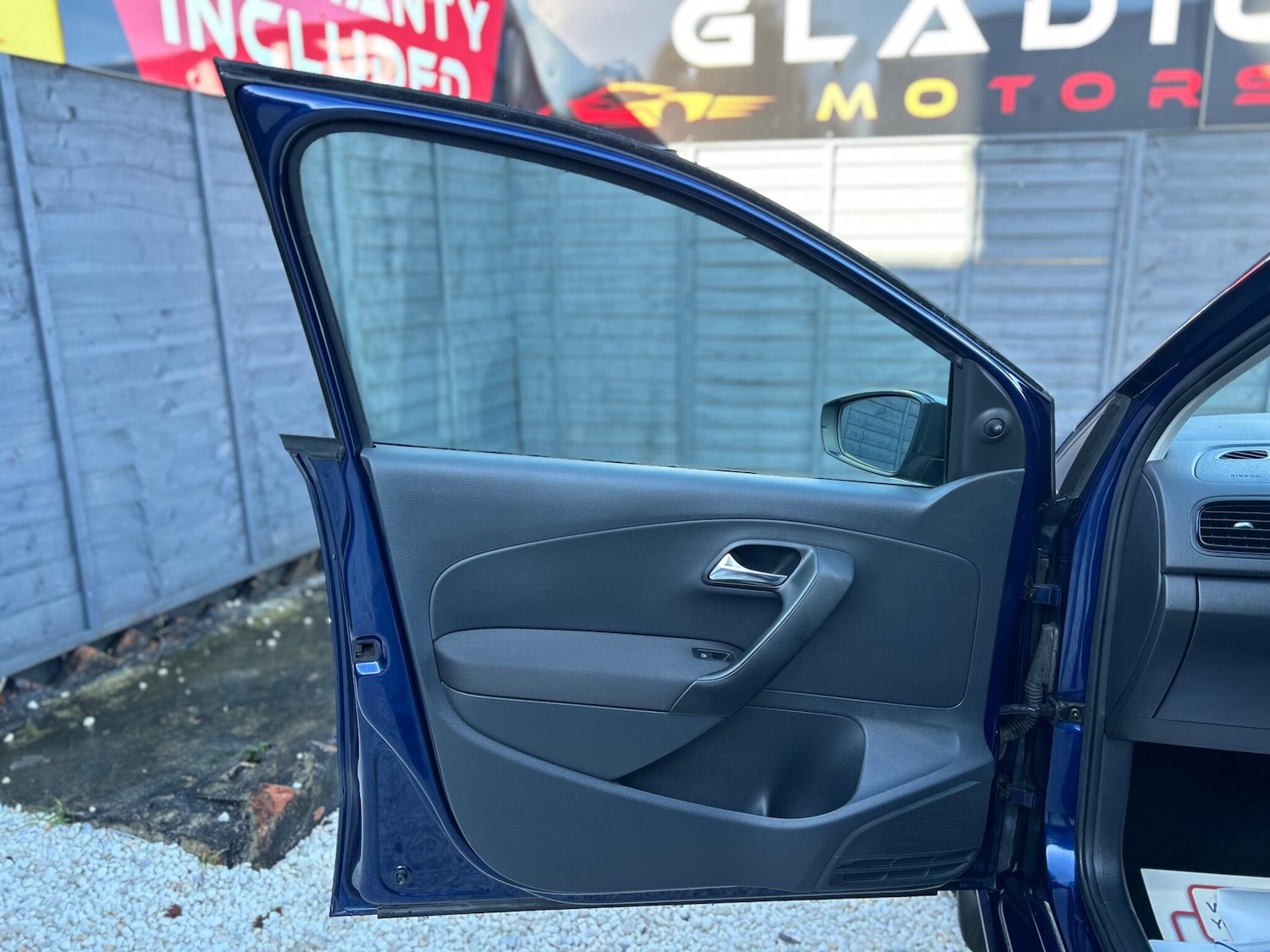 Used Volkswagen Polo 2010 for sale - 77559945: Photo 31