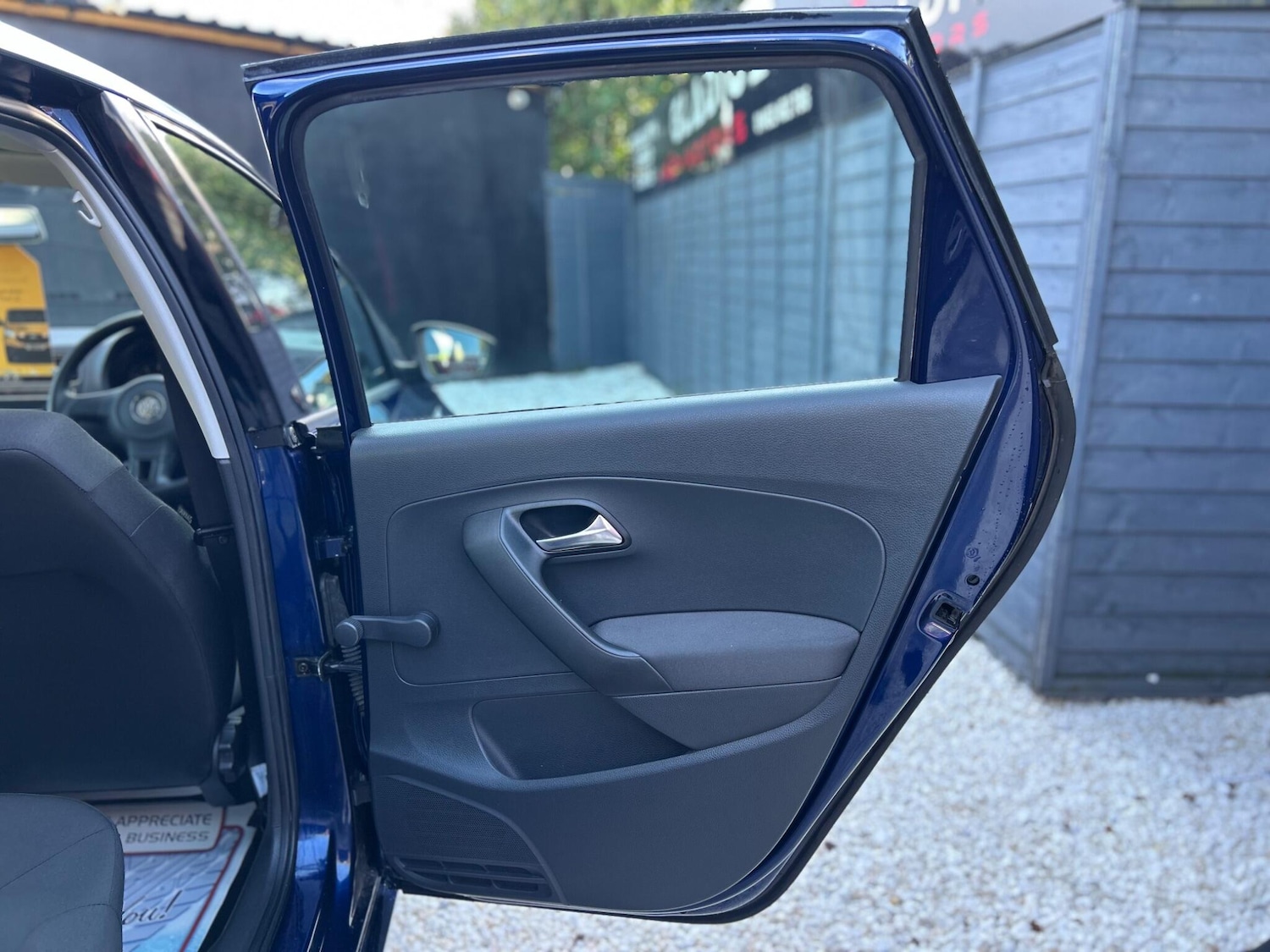 Used Volkswagen Polo 2010 for sale - 77559945: Photo 32