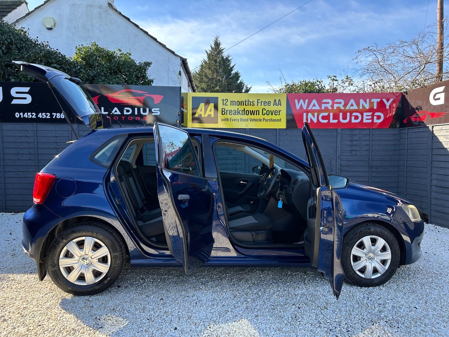 Used Volkswagen Polo 2010 for sale - 77559945: Photo 9