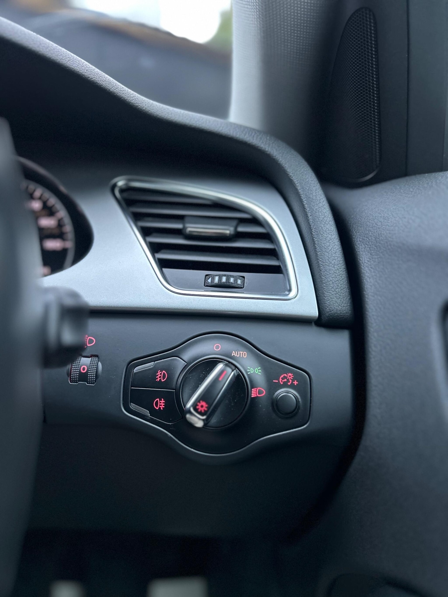 Used Audi A4 2008 for sale - 77612117: Photo 31