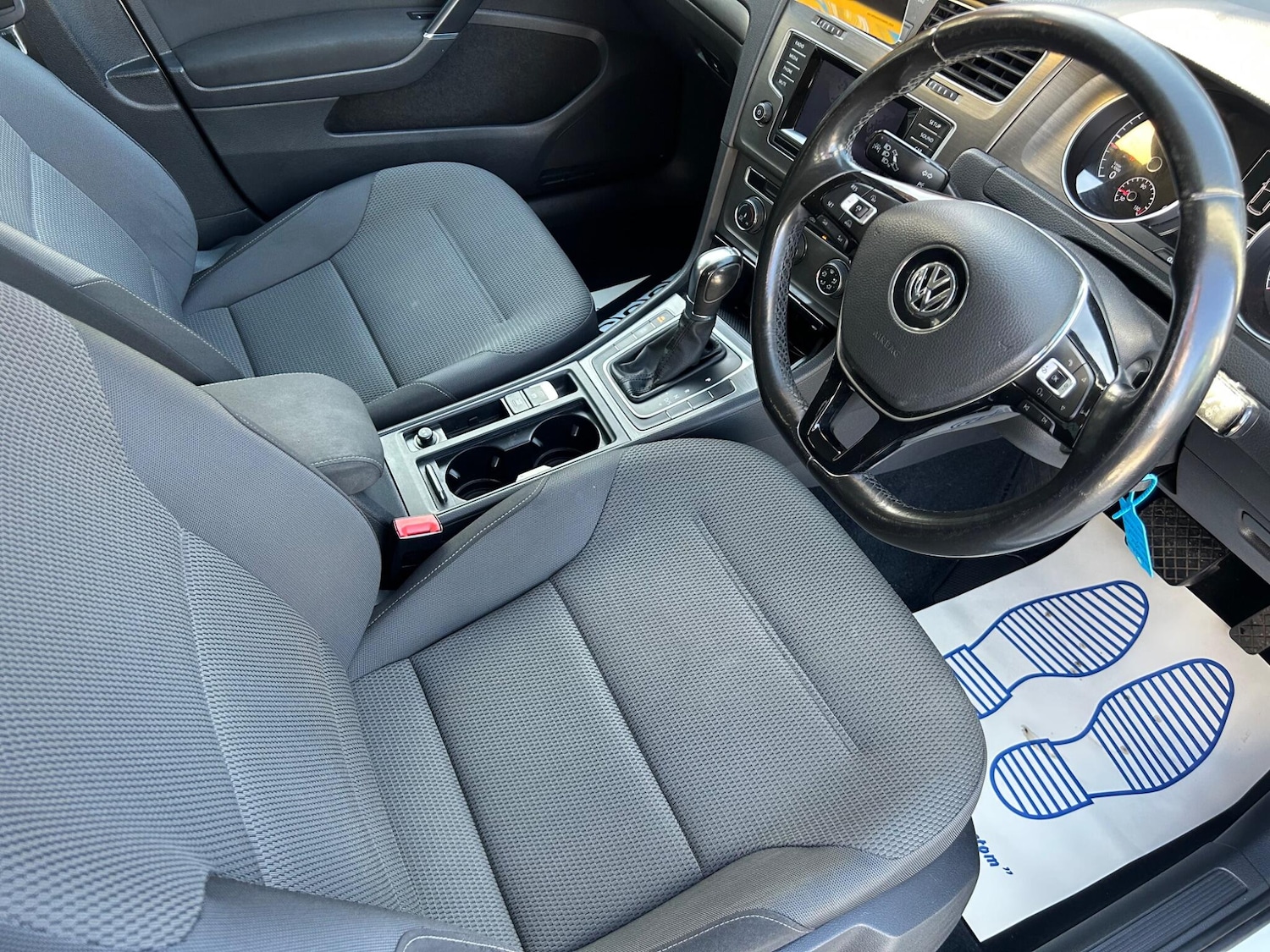 Used Volkswagen Golf 2013 for sale - 77924800: Photo 17