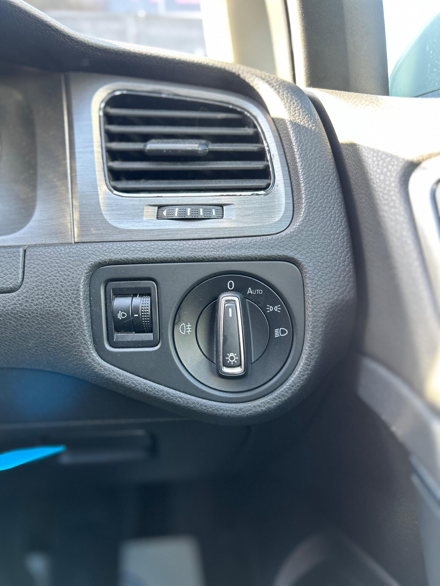 Used Volkswagen Golf 2013 for sale - 77924800: Photo 28