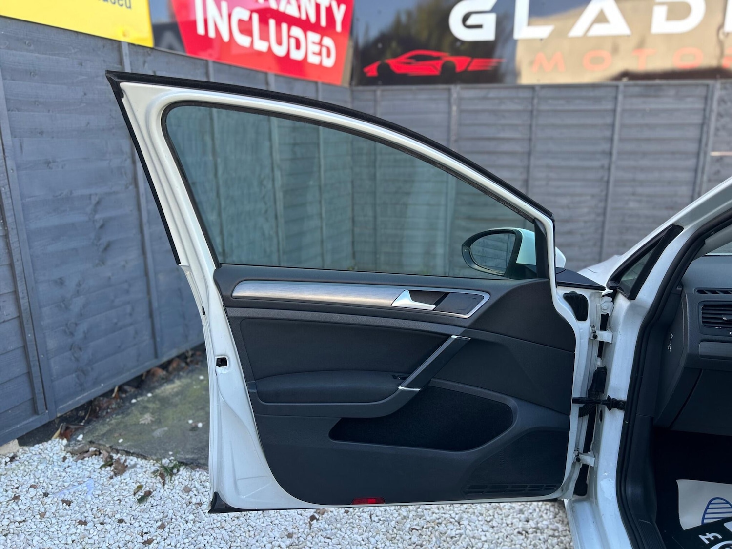 Used Volkswagen Golf 2013 for sale - 77924800: Photo 32