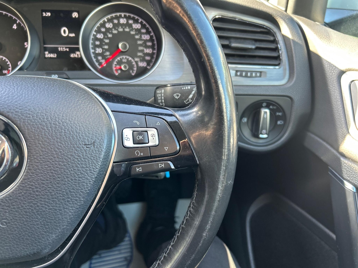 Used Volkswagen Golf 2013 for sale - 77924800: Photo 38