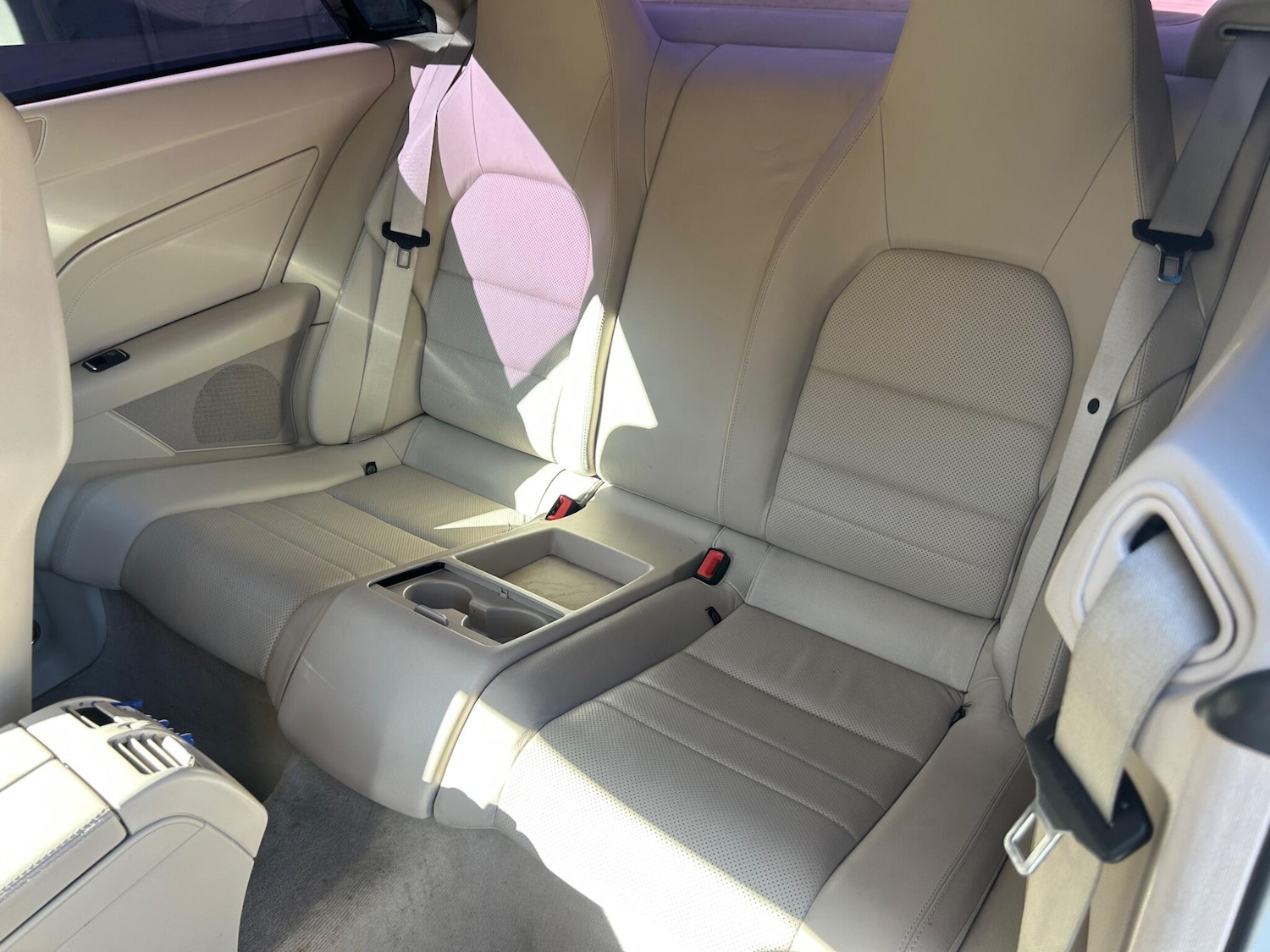 Used Mercedes-Benz E Class 2014 for sale - 77940350: Photo 17