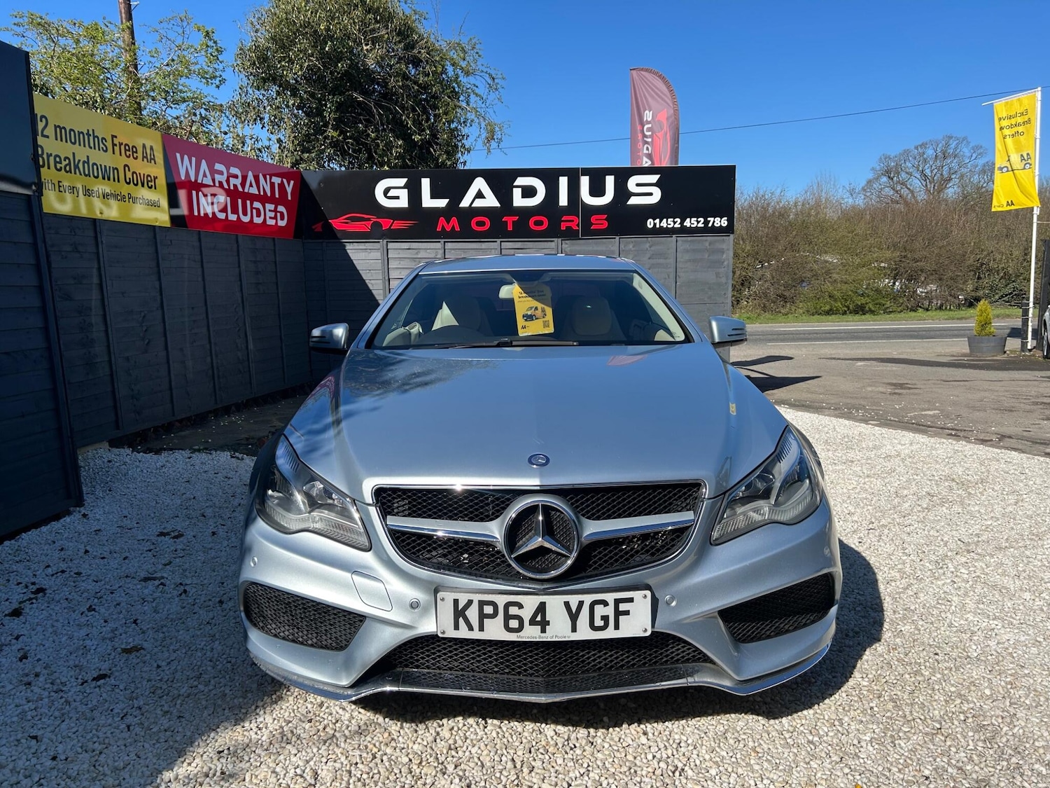 Used Mercedes-Benz E Class 2014 for sale - 77940350: Photo 2