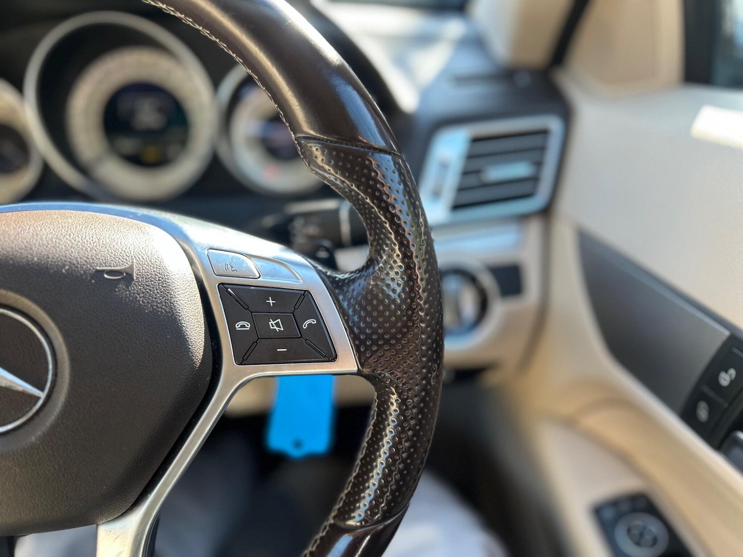 Used Mercedes-Benz E Class 2014 for sale - 77940350: Photo 24