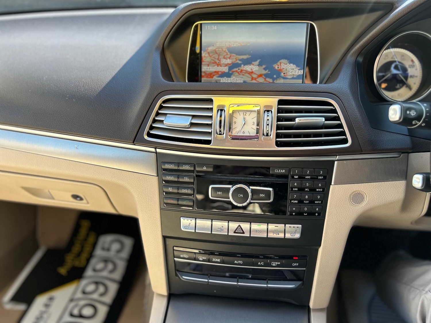 Used Mercedes-Benz E Class 2014 for sale - 77940350: Photo 33