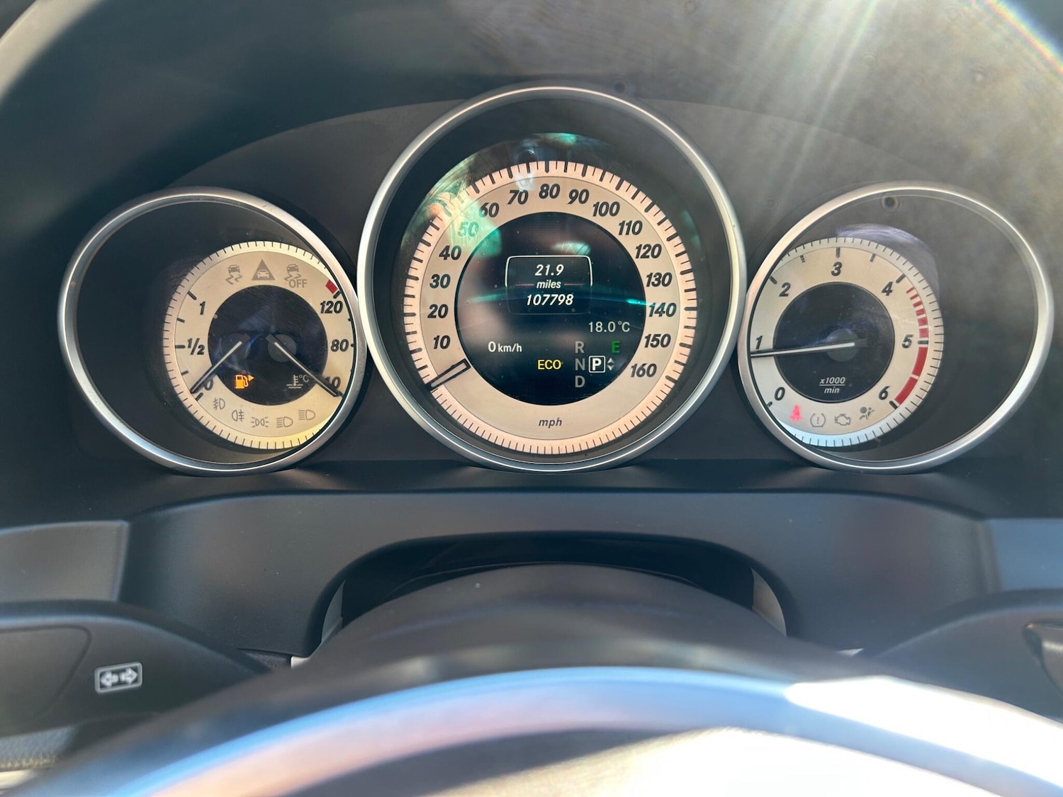 Used Mercedes-Benz E Class 2014 for sale - 77940350: Photo 34